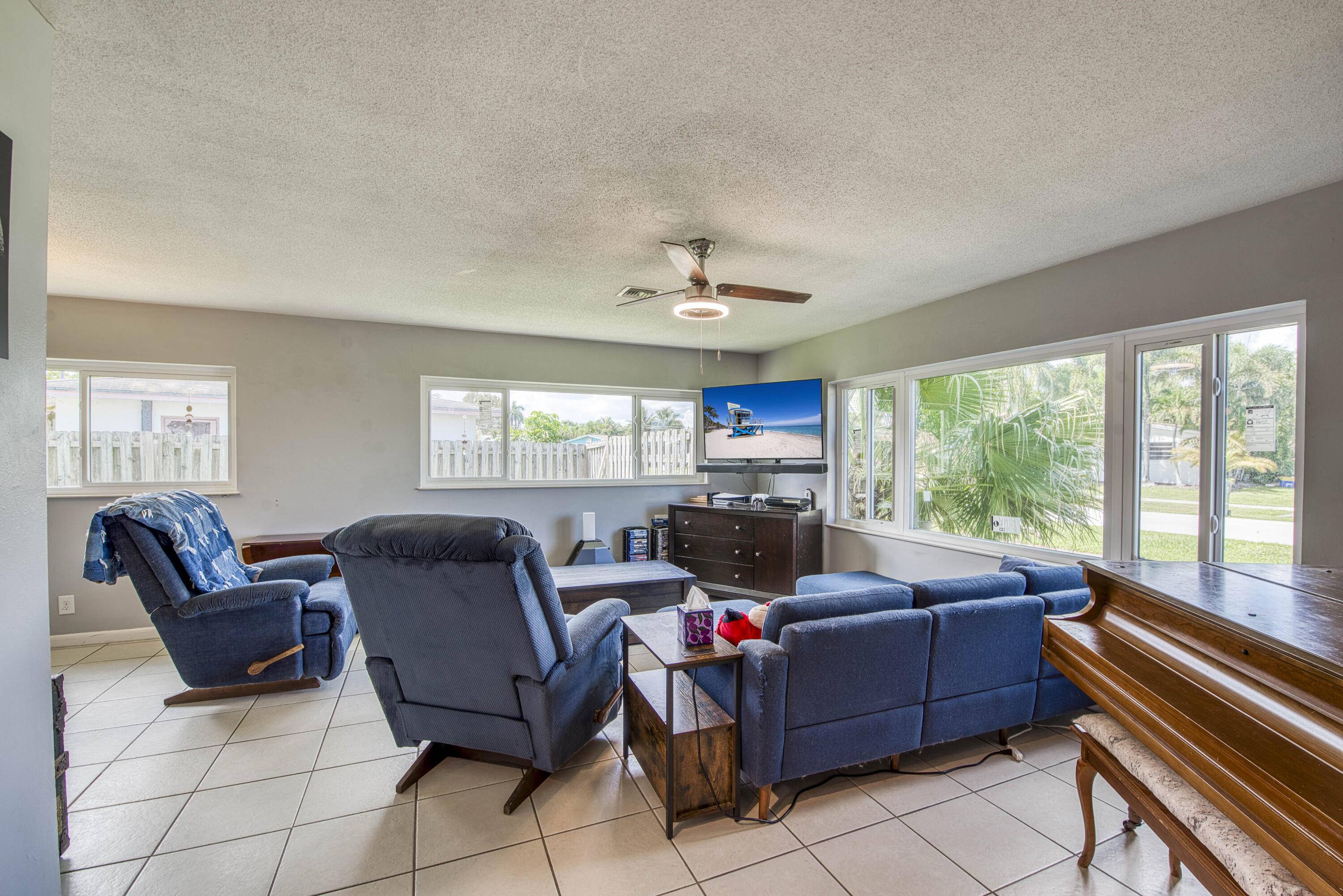 Palm Beach Gardens, FL 33410,3406 Capri RD