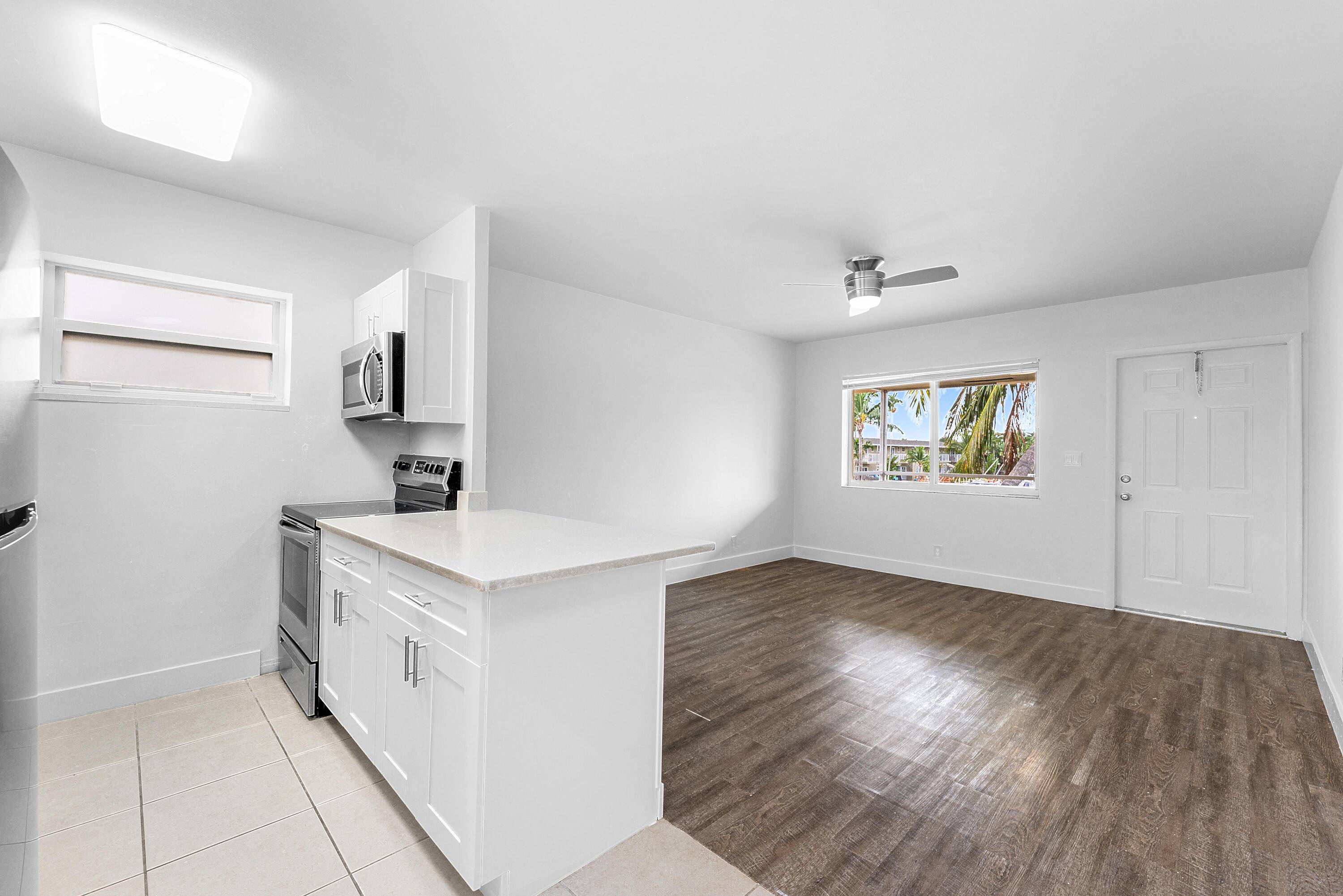 Pompano Beach, FL 33060,331 SE 19th AVE 5