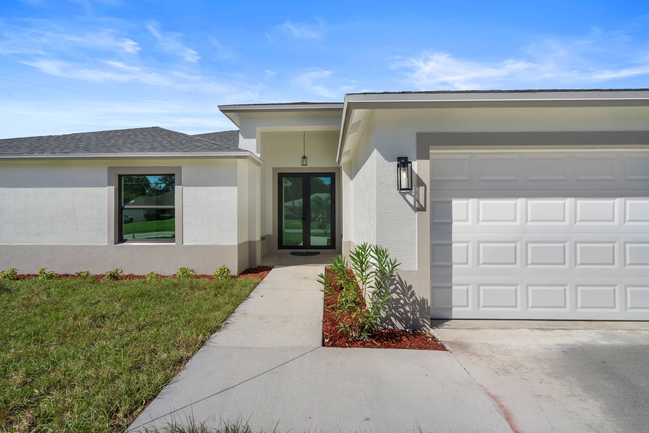 Fort Pierce, FL 34982,6011 Bamboo DR