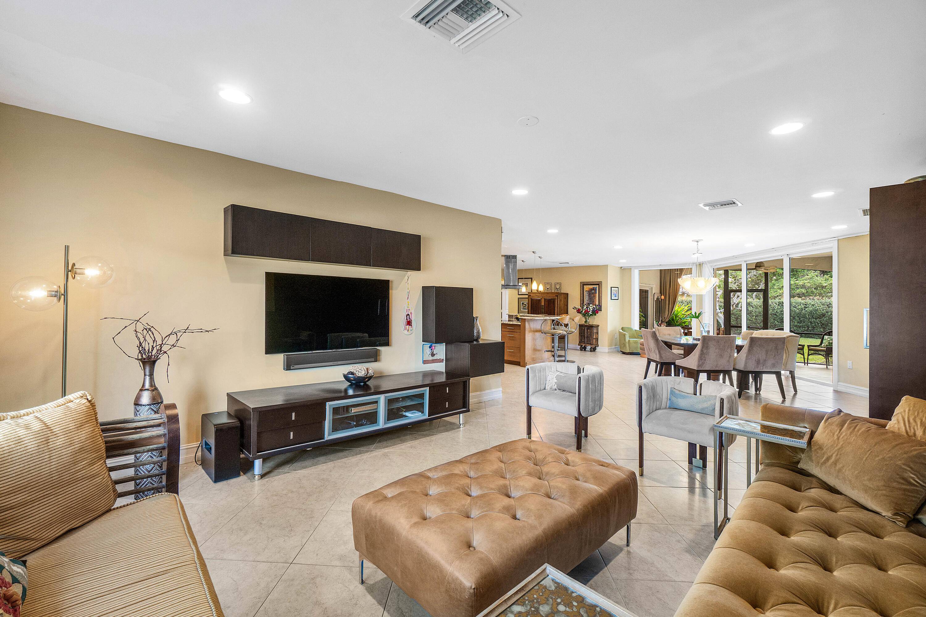 Boca Raton, FL 33434,3509 NW 26th CT