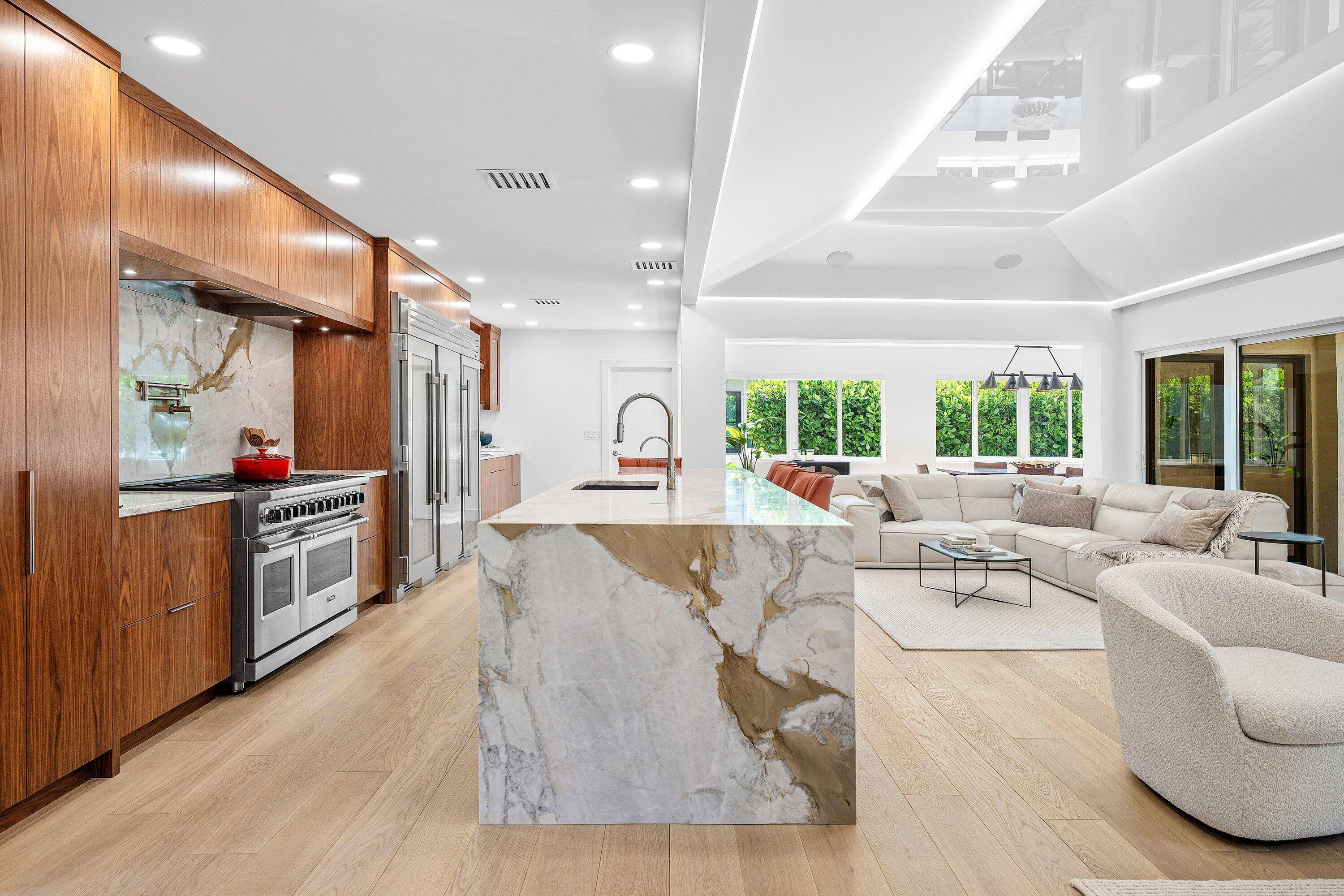 Manalapan, FL 33462,16 Little Pond RD