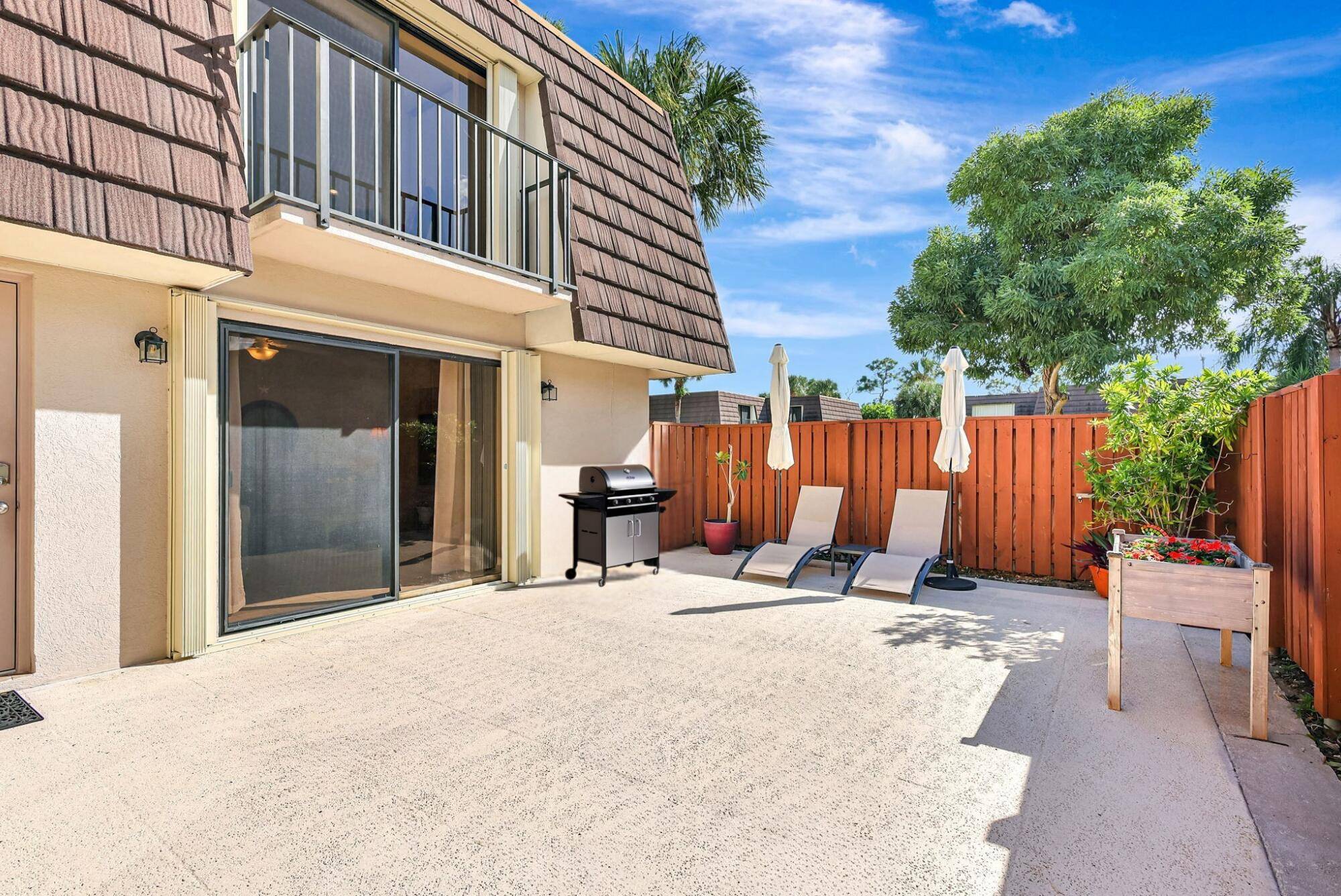 Jupiter, FL 33477,2332 23rd CT 57d