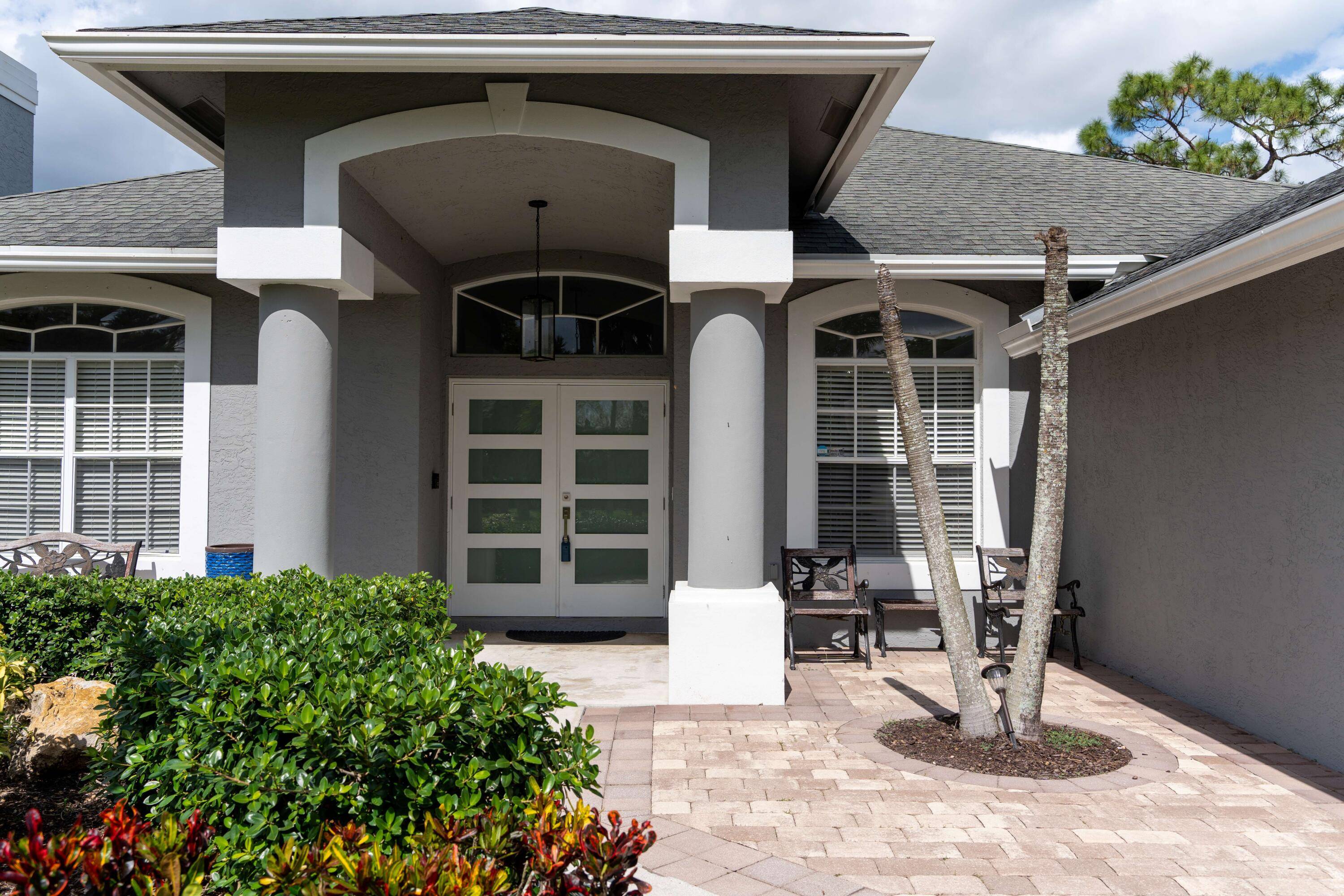 Loxahatchee Groves, FL 33470