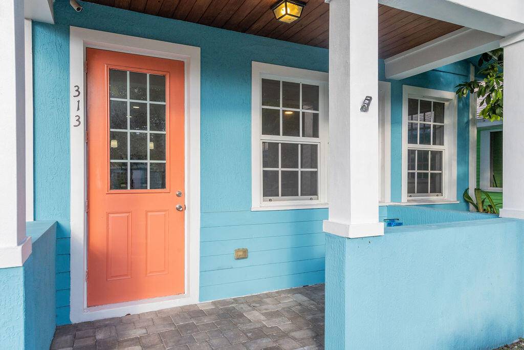 Lake Worth Beach, FL 33460,313 N M ST