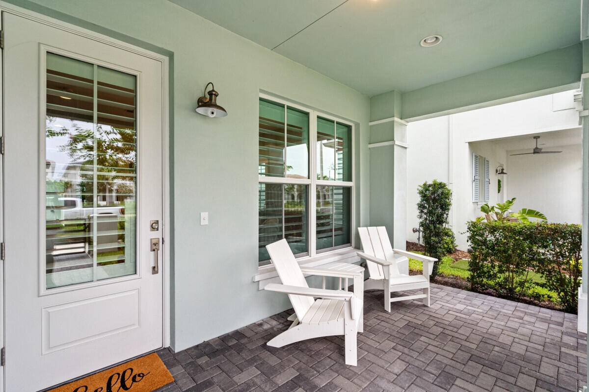 Palm Beach Gardens, FL 33418,13109 Alton RD