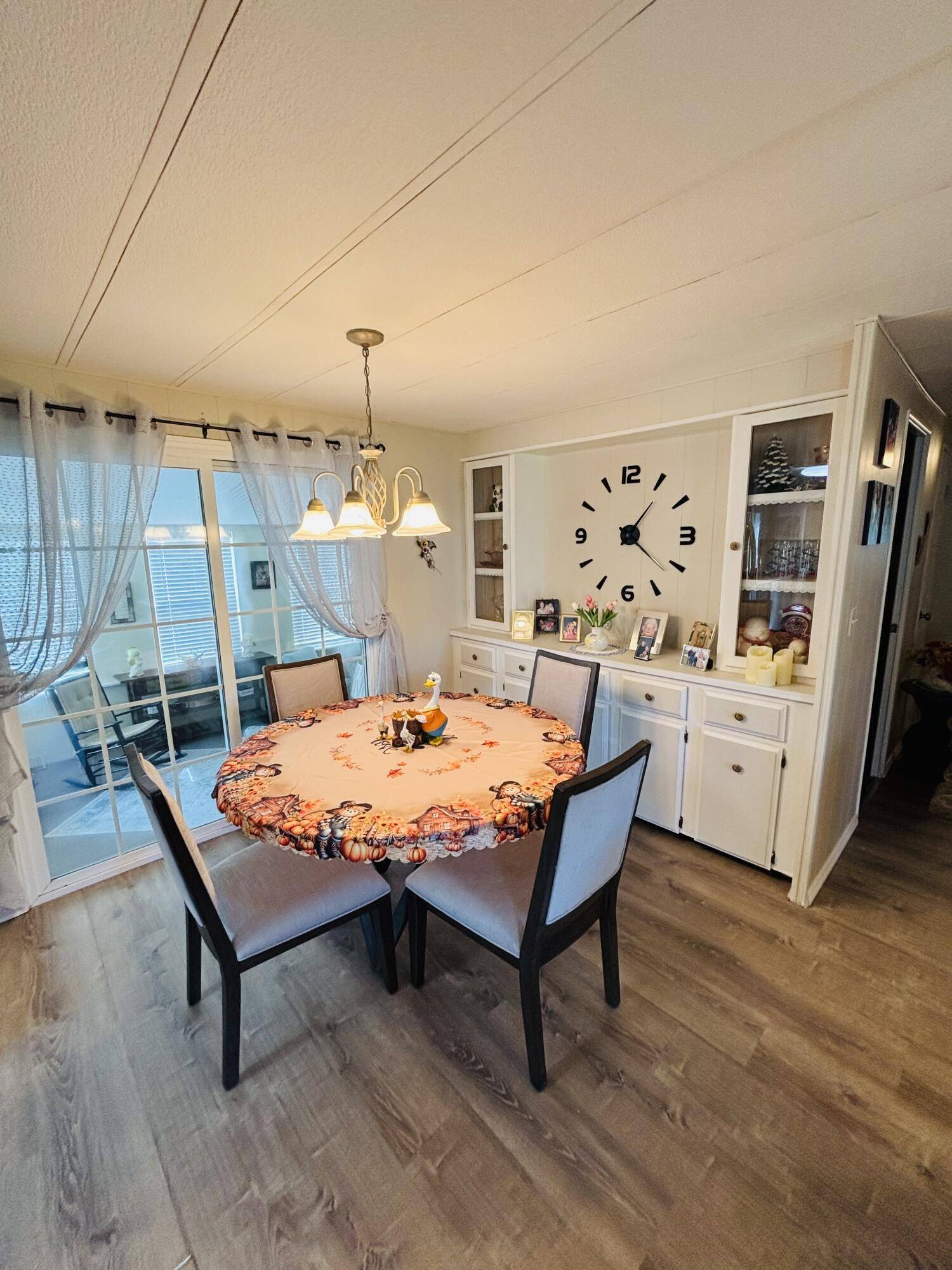 Port Saint Lucie, FL 34952,10 SE Iberian LN