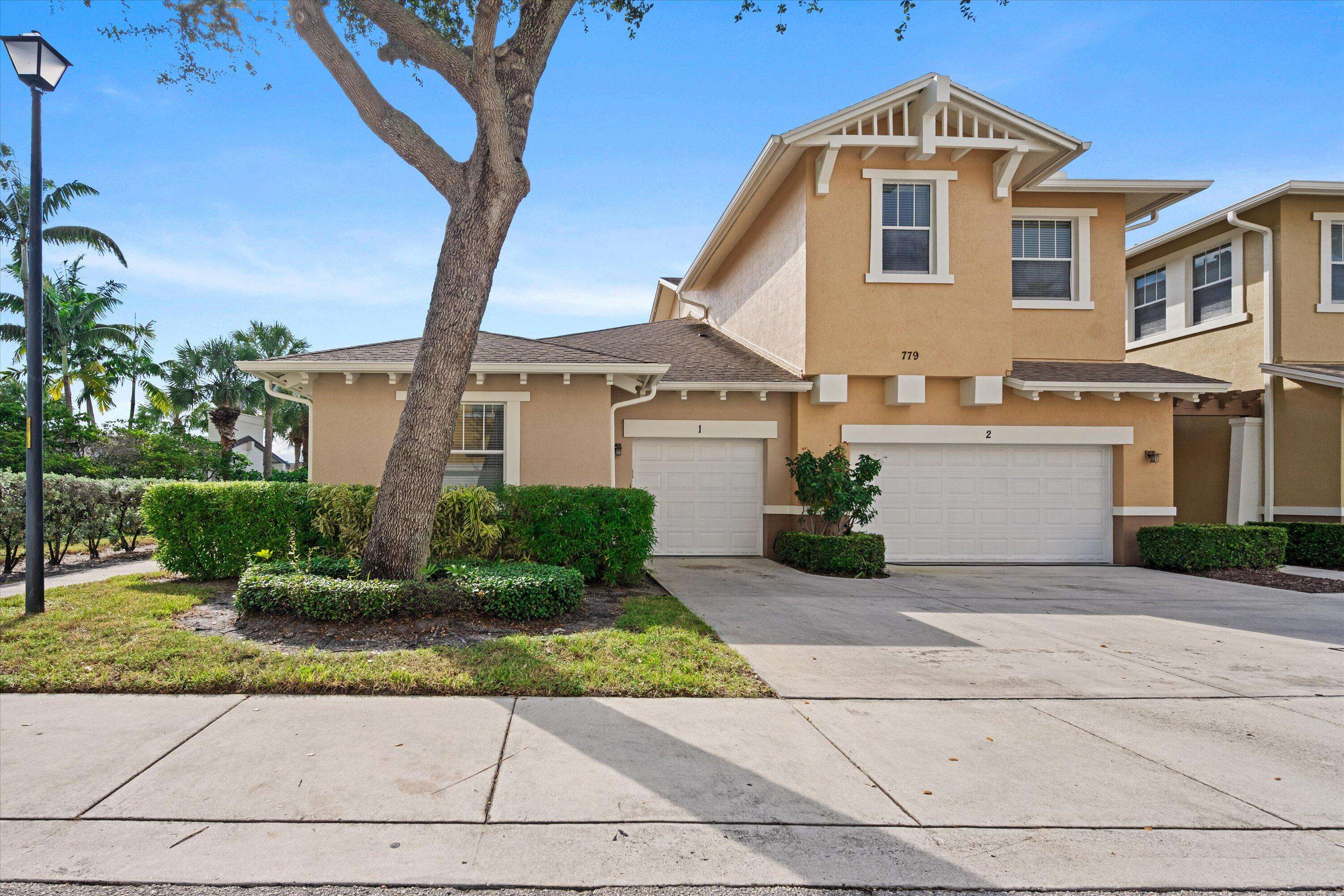 West Palm Beach, FL 33401,779 Marina Del Ray LN 1