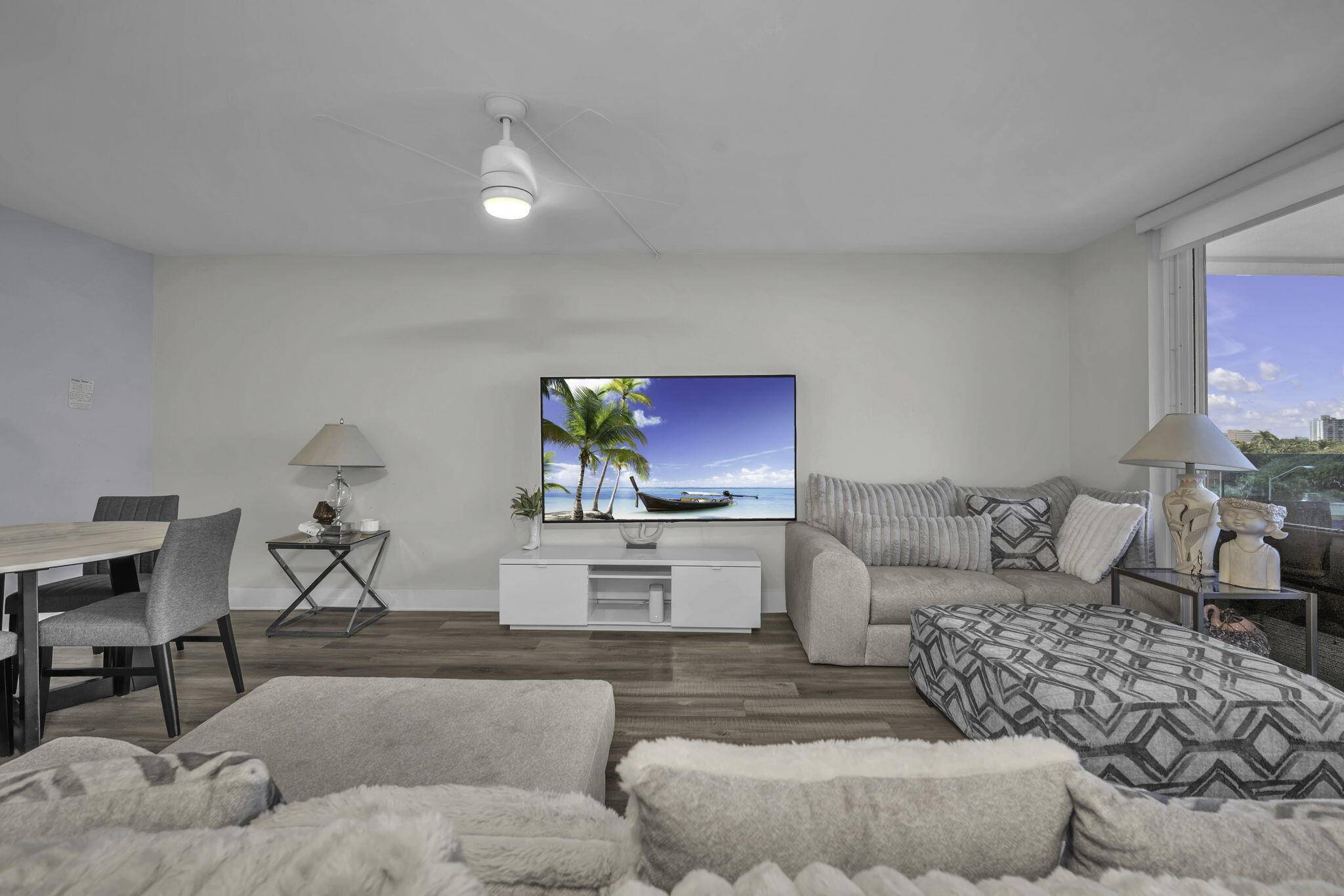 Pompano Beach, FL 33062,2639 N Riverside DR 505