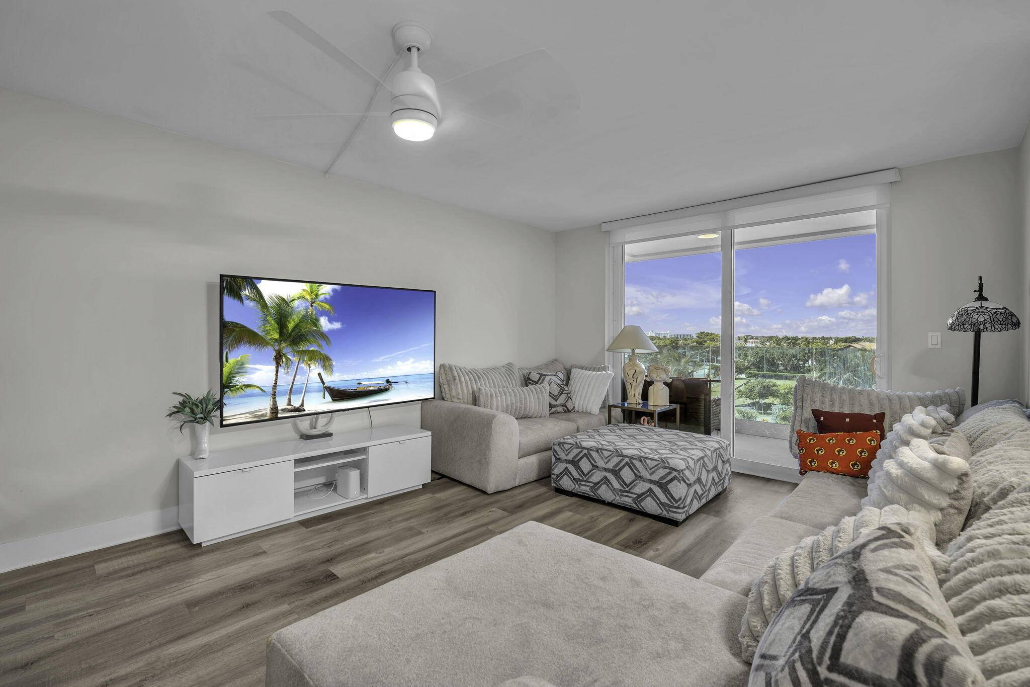 Pompano Beach, FL 33062,2639 N Riverside DR 505