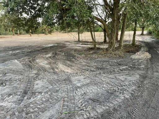 Okeechobee, FL 34972,18516 NW 262nd ST