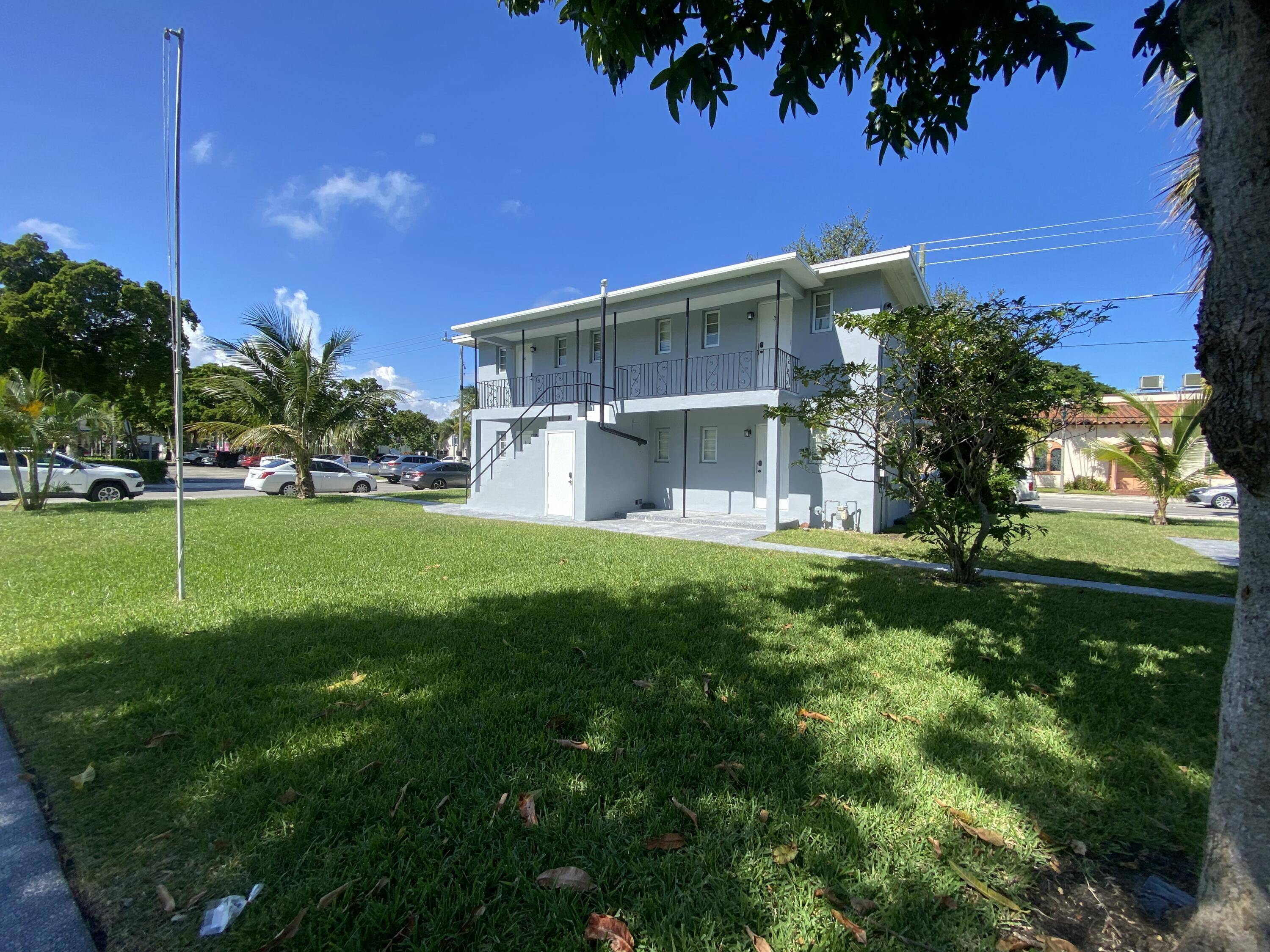 Lake Worth Beach, FL 33460,115 Lucerne AVE 1