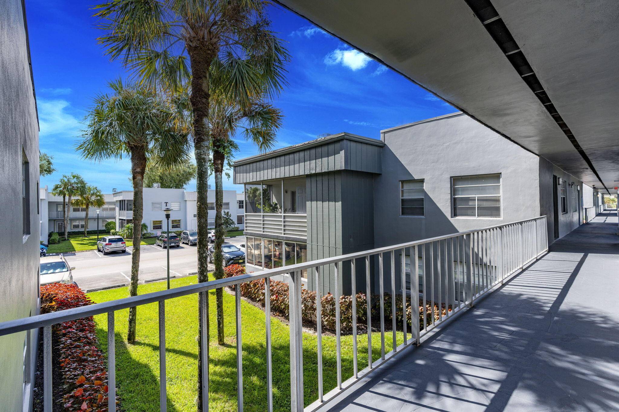 Delray Beach, FL 33484,902 S Normandy