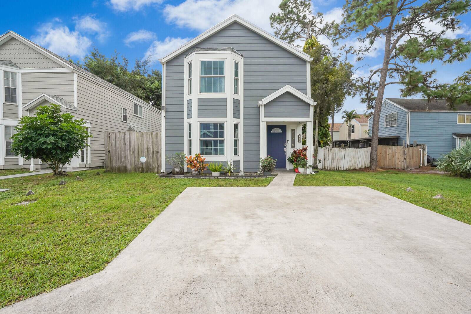 West Palm Beach, FL 33415,5828 Cassandra CT