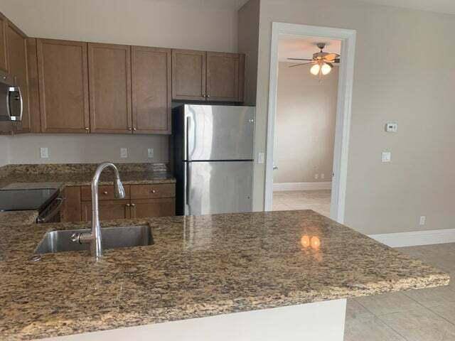 Palm Beach Gardens, FL 33418,4009 Faraday WAY