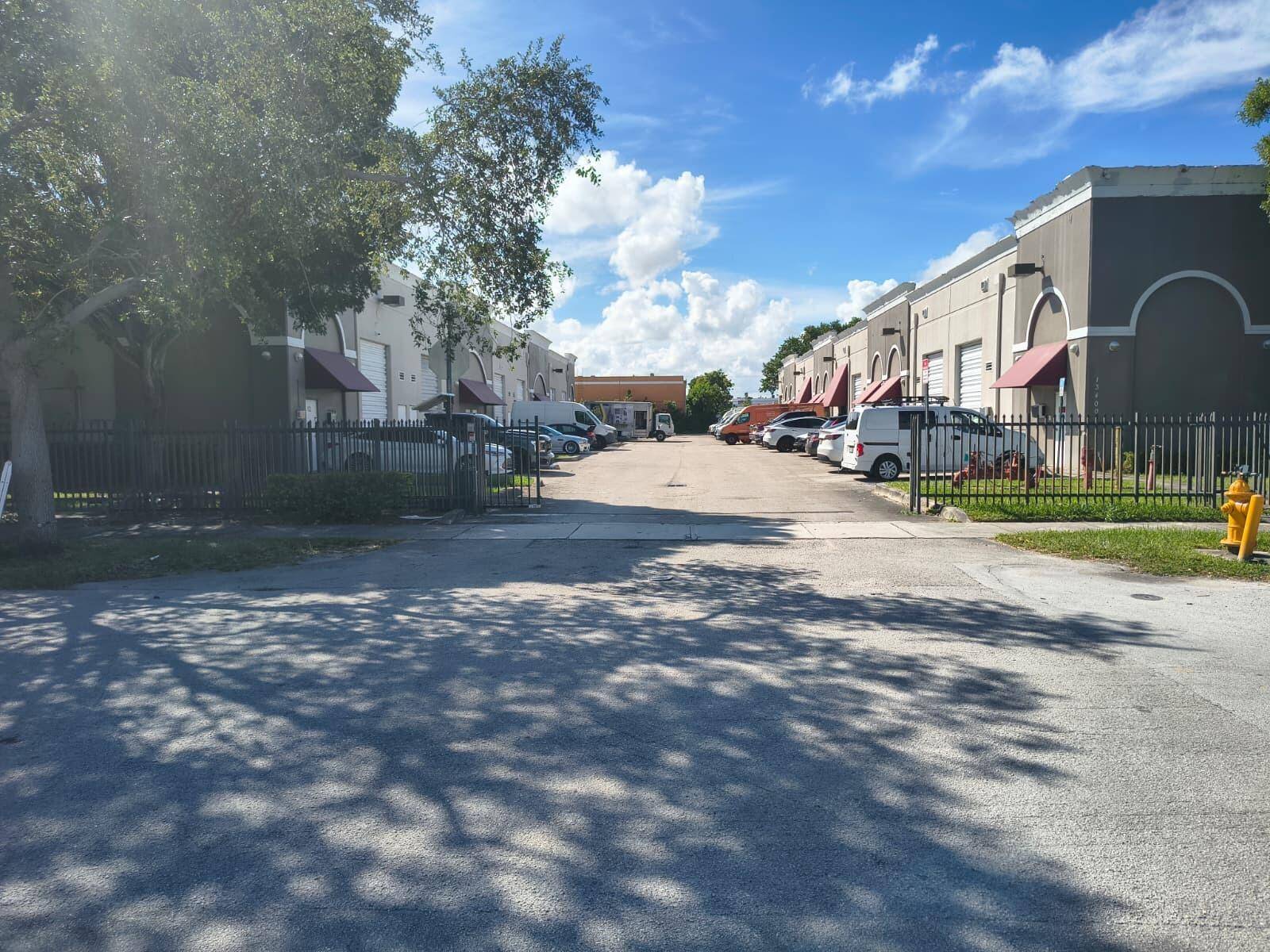 Miami, FL 33186,13400 SW 134 AVE 1c