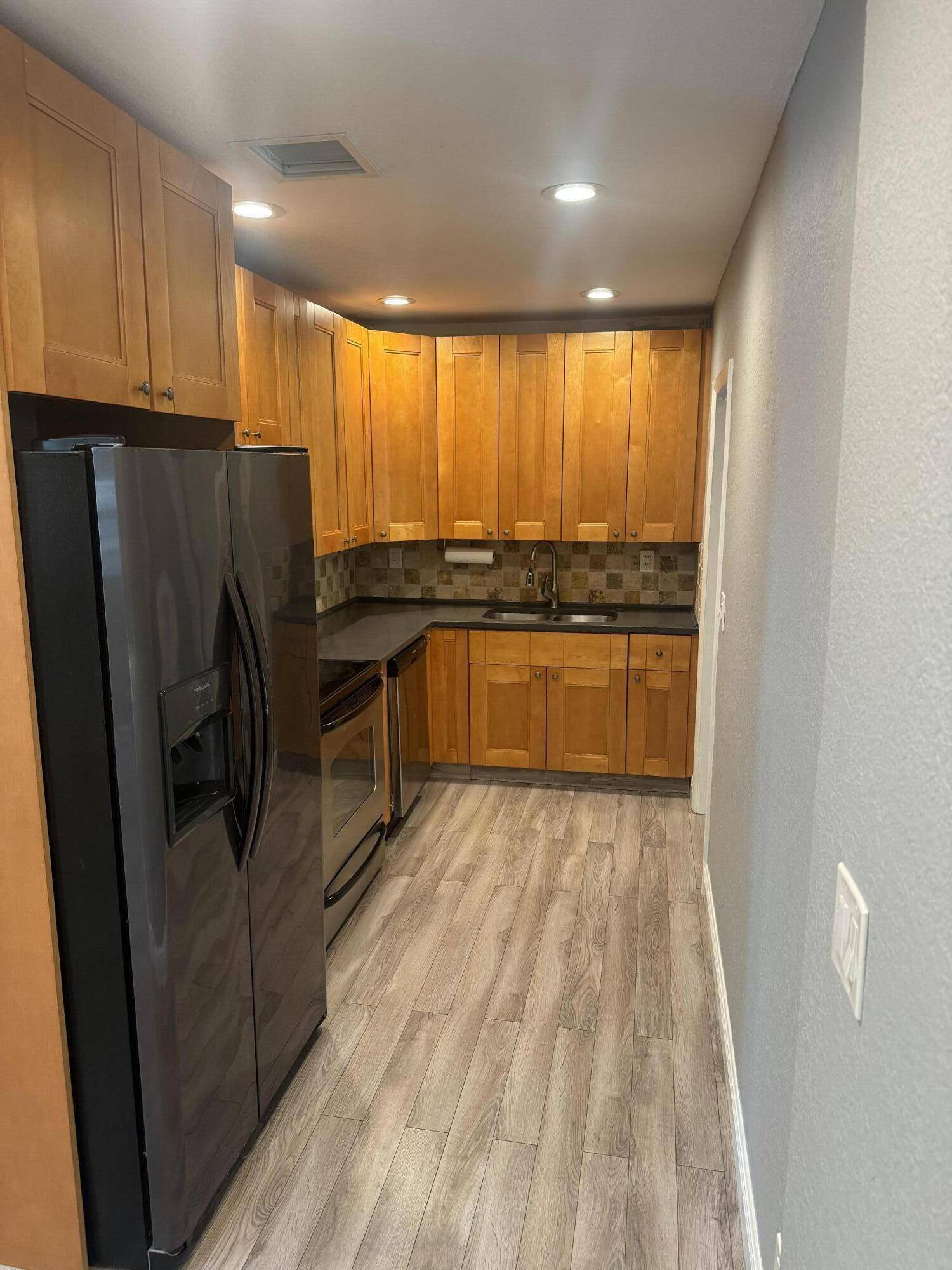 Delray Beach, FL 33444,1206 NE 3rd AVE