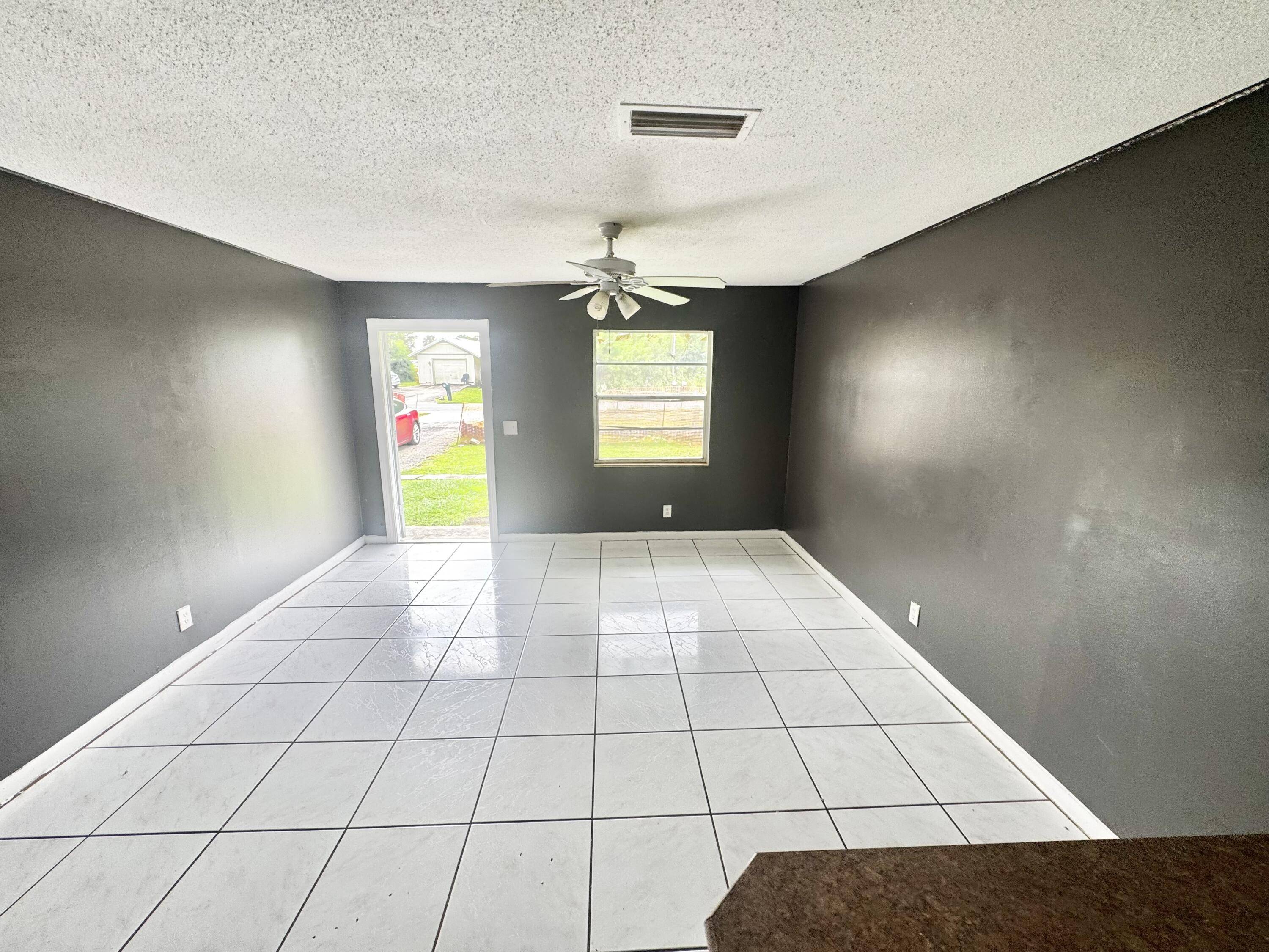 Stuart, FL 34997,2993 SE Camino AVE