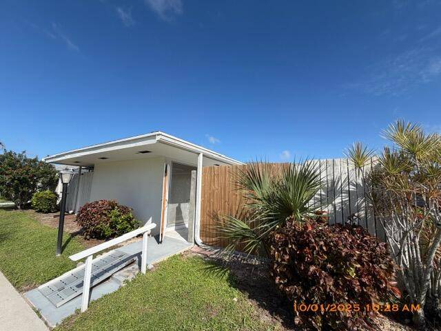 Royal Palm Beach, FL 33411,96 East CT