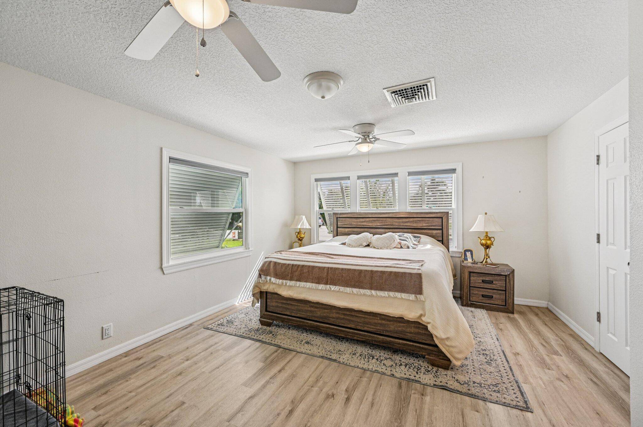 Stuart, FL 34997,251 SE SE Paradise PL