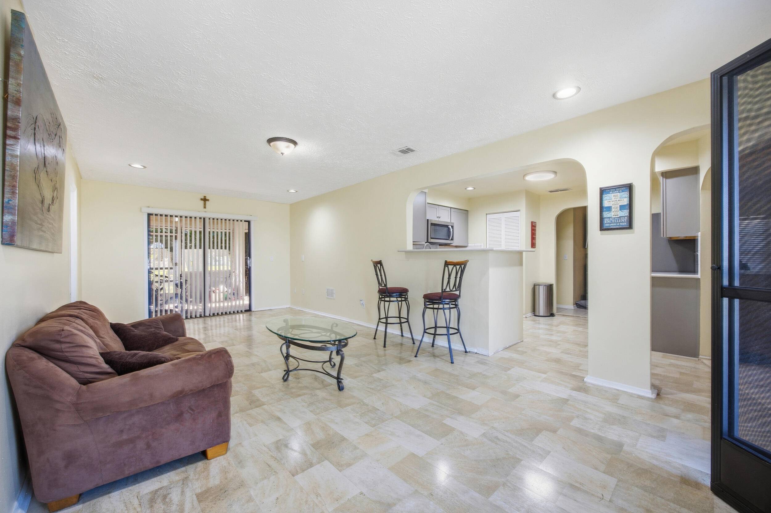 Port Saint Lucie, FL 34952,1102 SE Petunia AVE