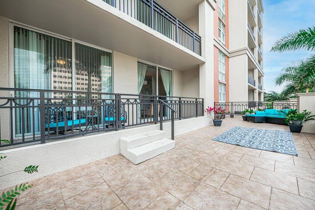 West Palm Beach, FL 33401,550 Okeechobee BLVD 306