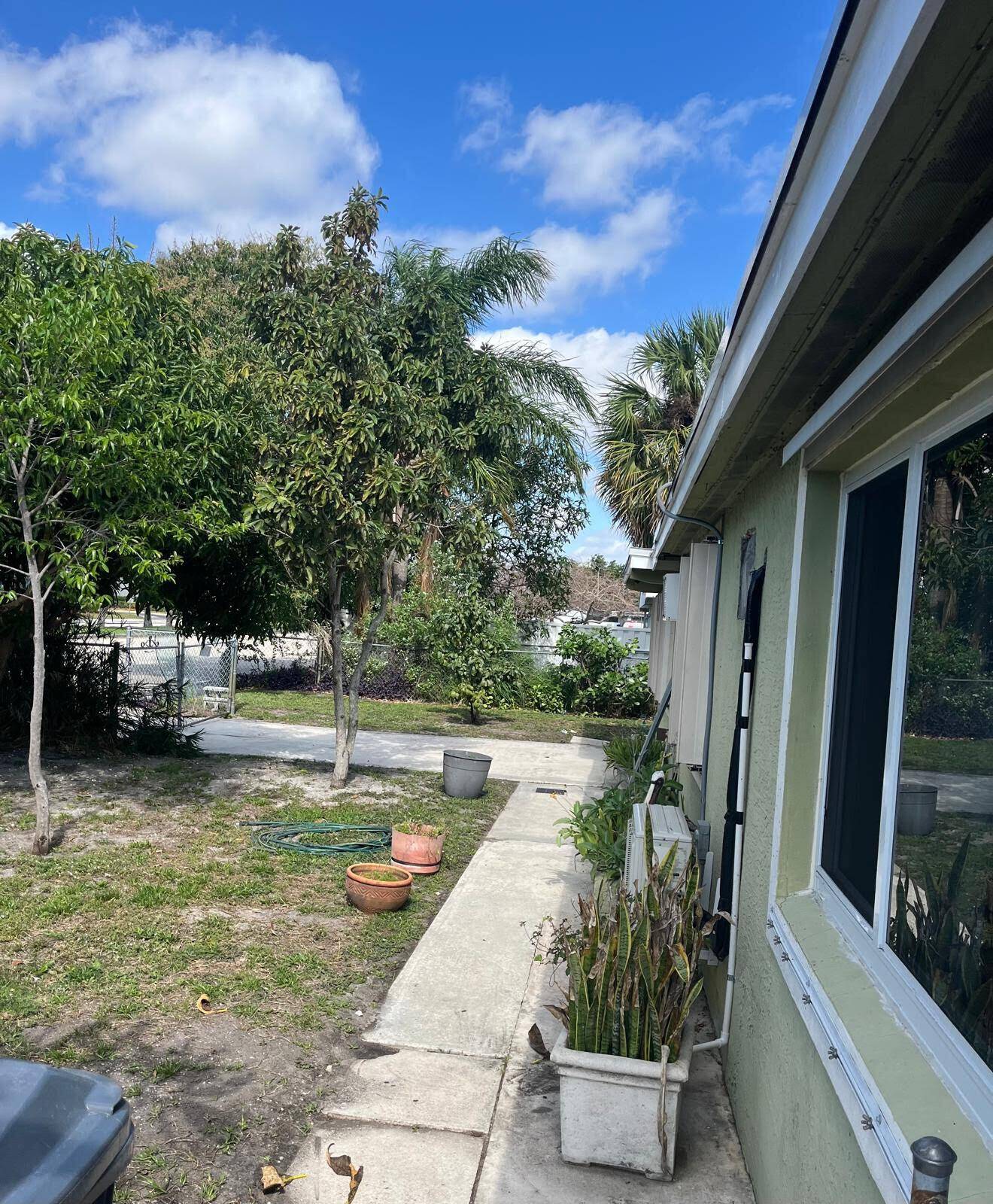 Lake Worth, FL 33461,3232 Giuliano AVE