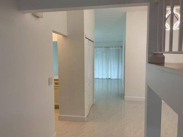 Palm Beach Gardens, FL 33410,1094 Raintree CT