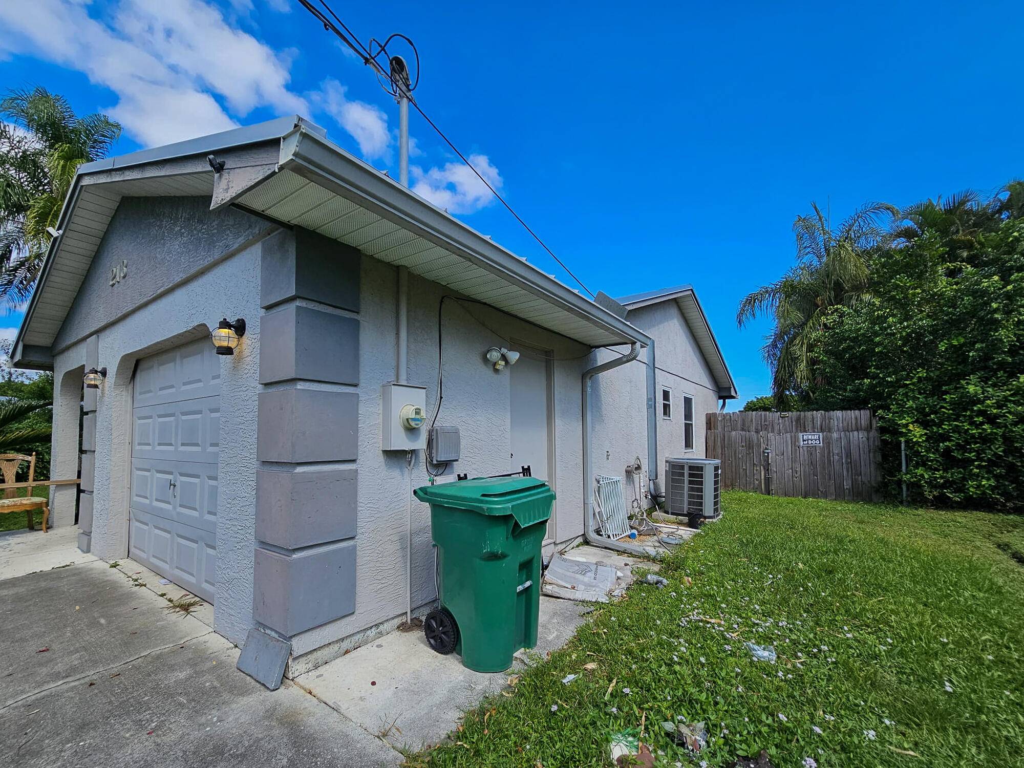 Port Saint Lucie, FL 34984,213 SE Whitmore DR