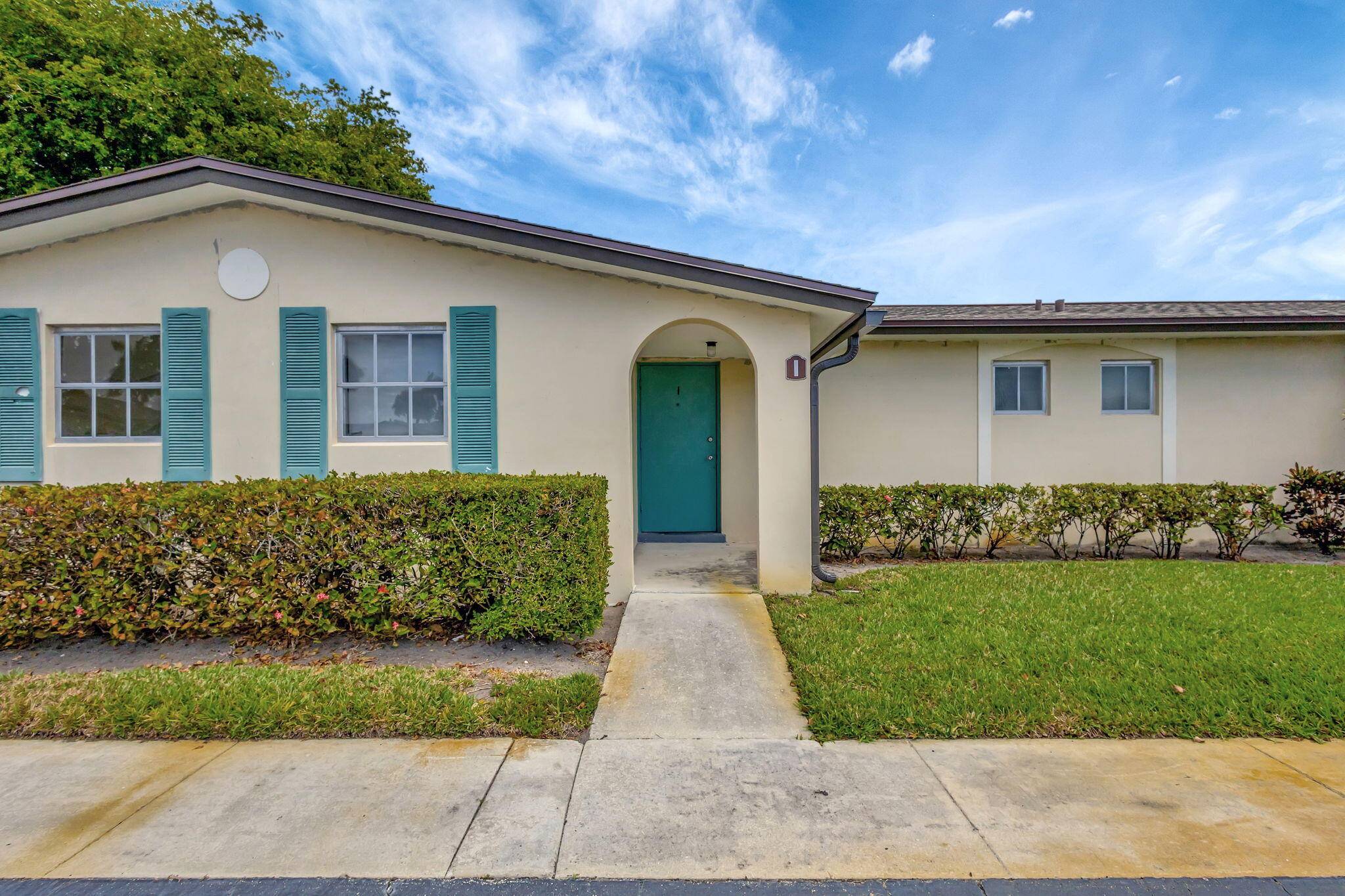 West Palm Beach, FL 33415,2966 E Ashley DR I