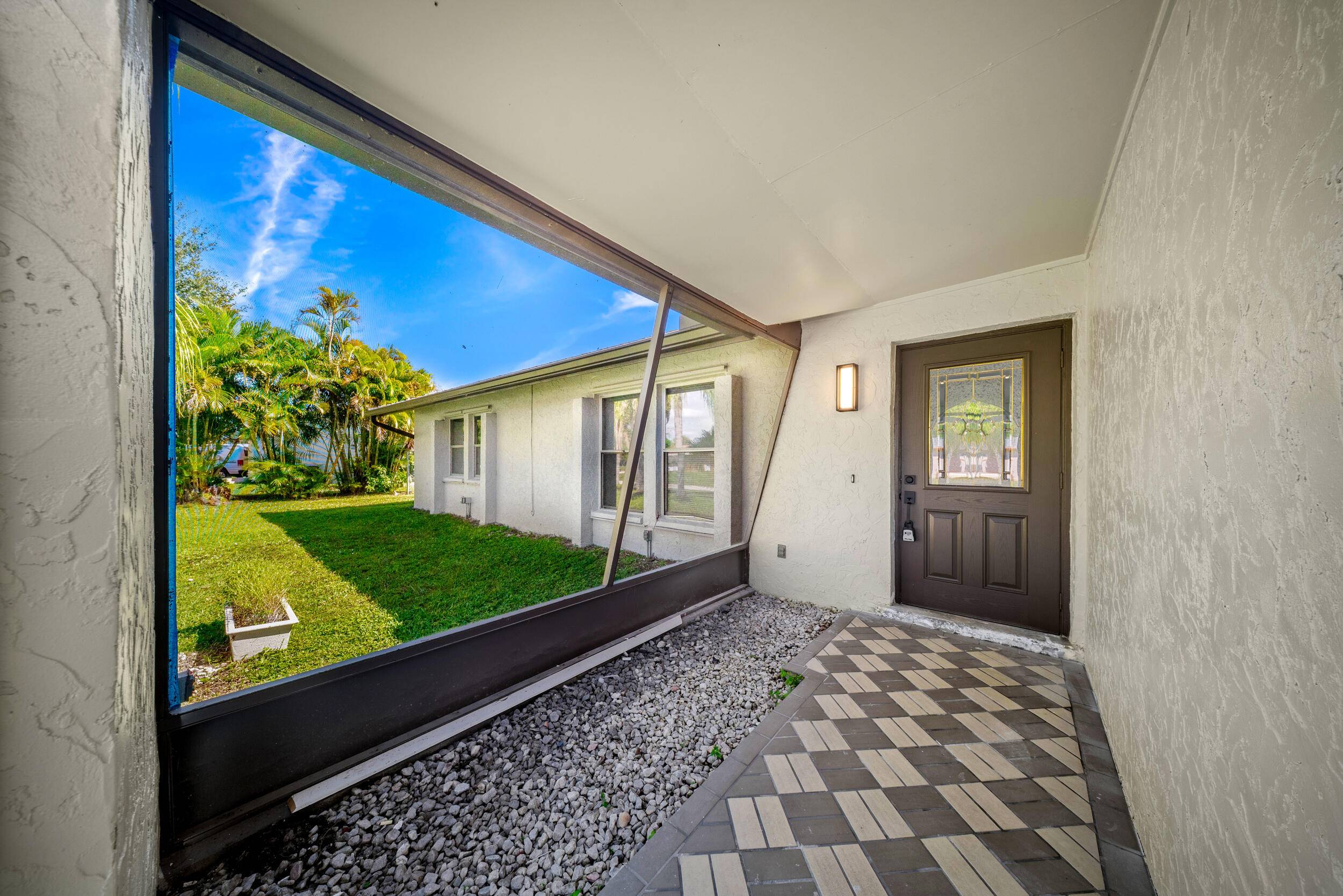 Port Saint Lucie, FL 34983,388 SE Tranquilla AVE