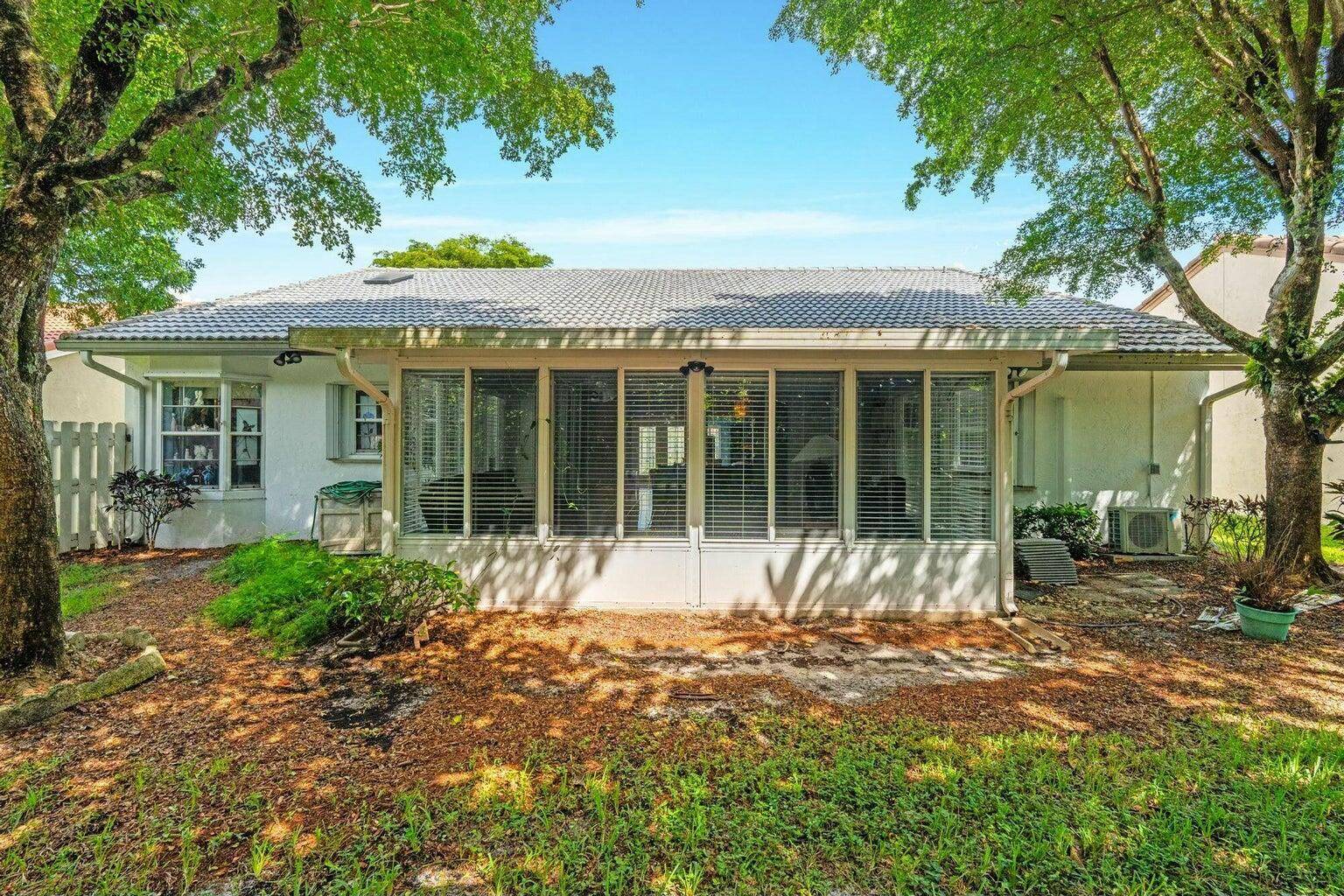 Lake Worth, FL 33467,8261 Lake Cypress RD