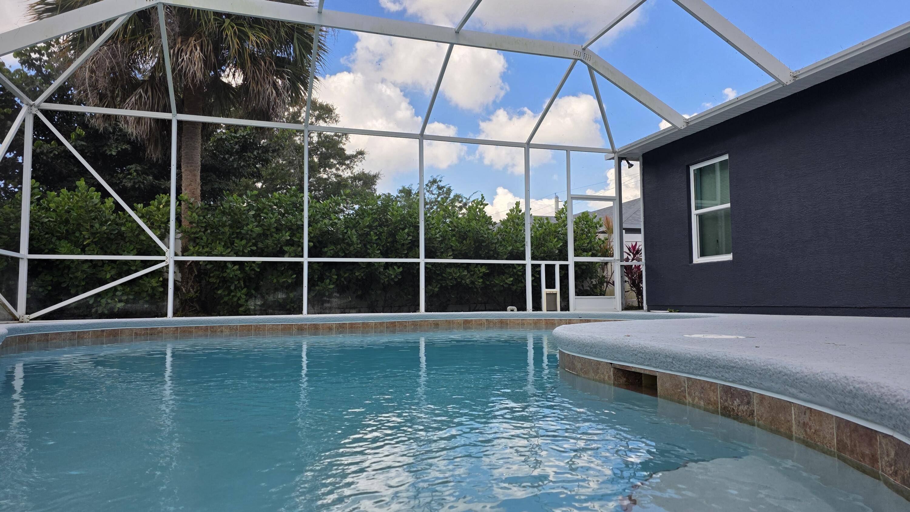 Port Saint Lucie, FL 34983,668 SE Walters TER