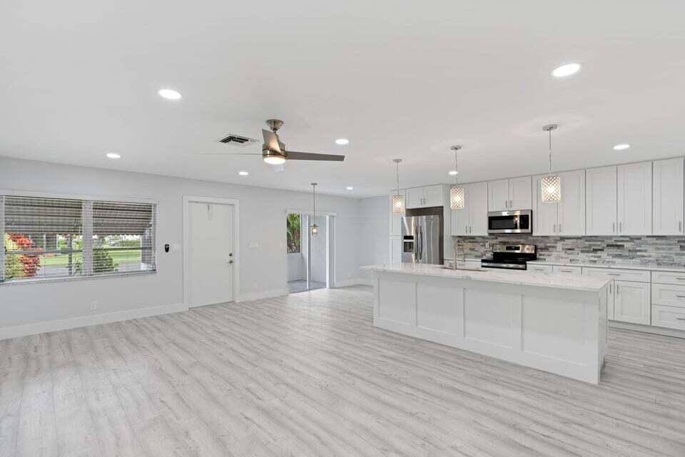 West Palm Beach, FL 33417,5036 Alfred DR