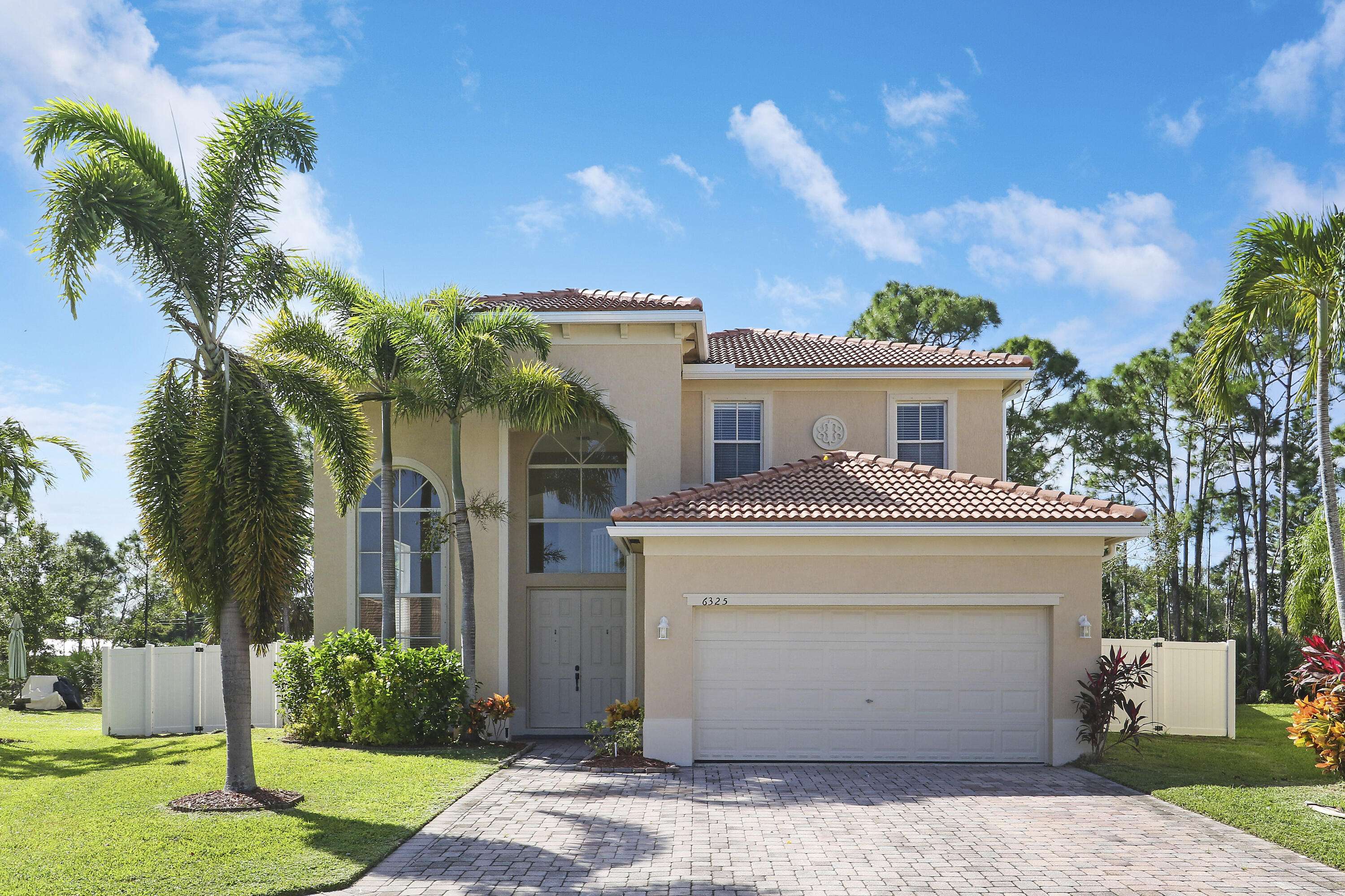 Fort Pierce, FL 34951,6325 Spring Lake TER