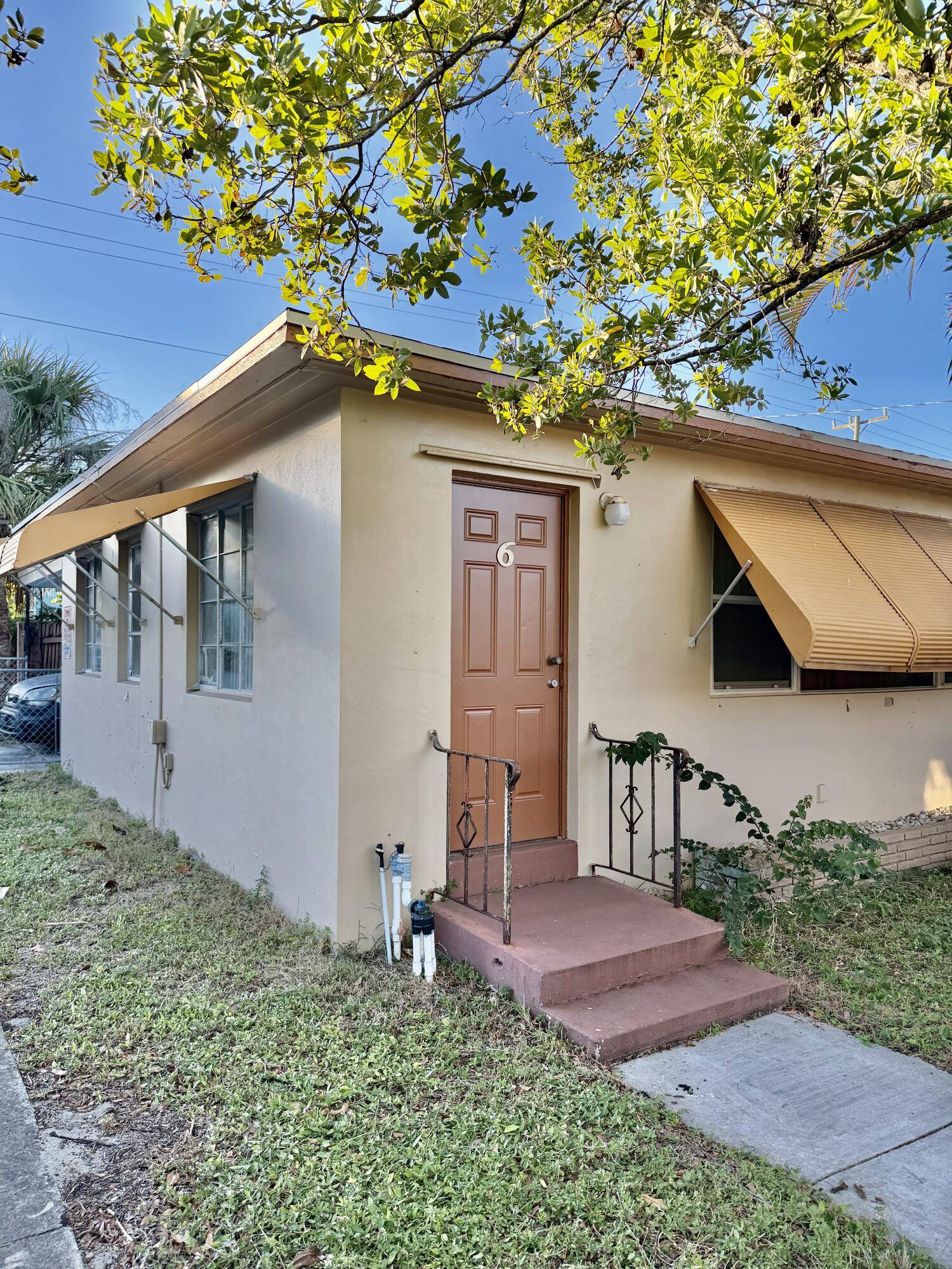 Lake Worth Beach, FL 33460,1101 N Federal HWY 6