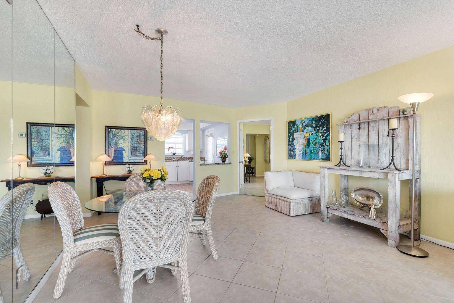 North Palm Beach, FL 33408,907 Marina DR 402