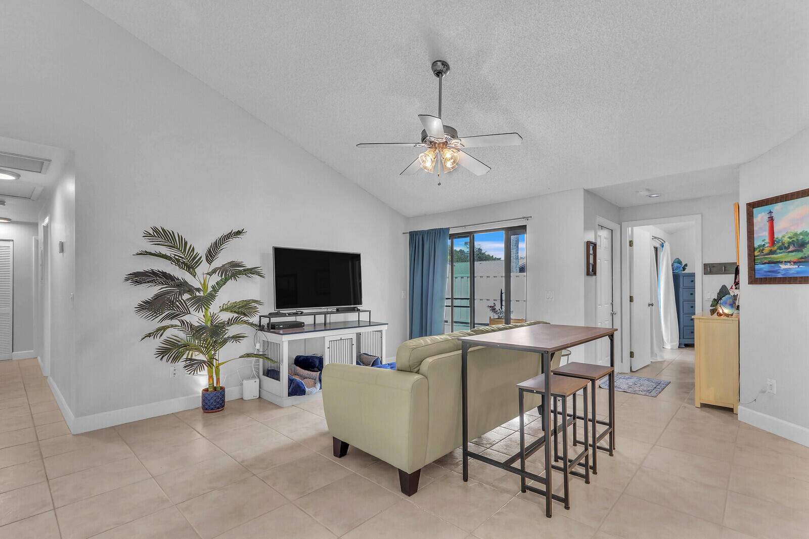 Palm Beach Gardens, FL 33418,5918 Golden Eagle CIR