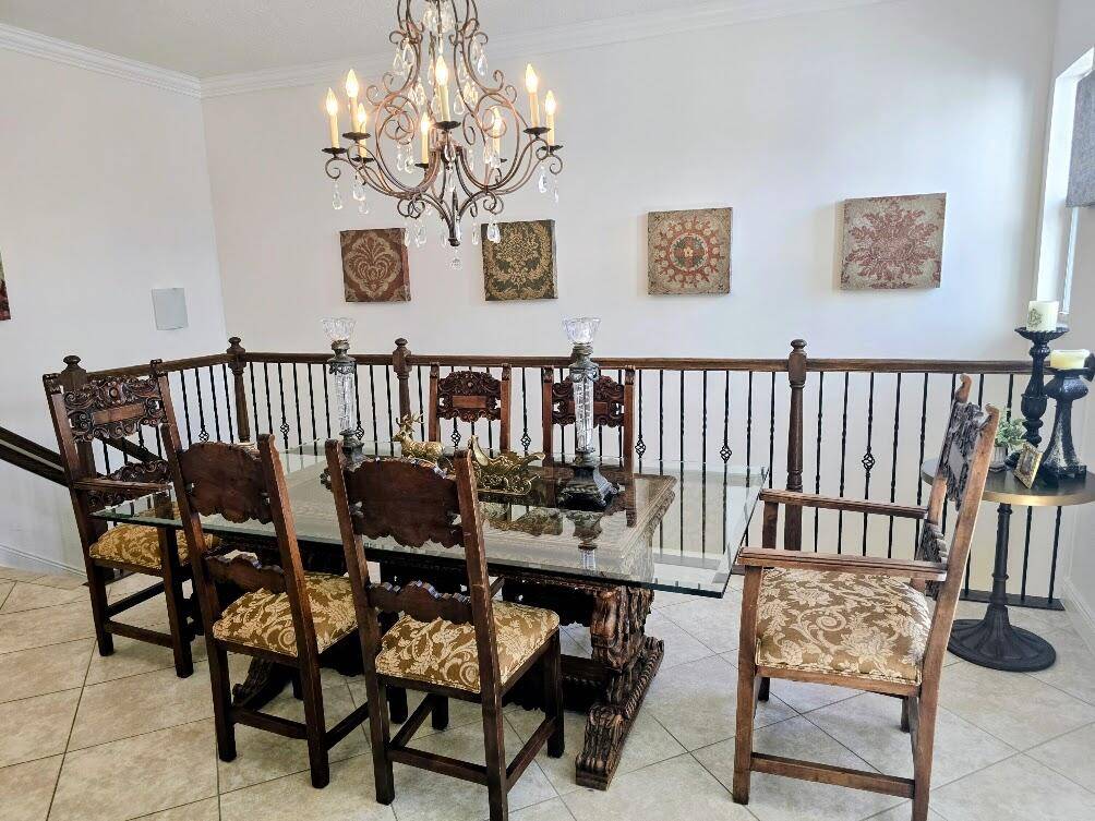 West Palm Beach, FL 33405,3604 South Dixie Highway 220