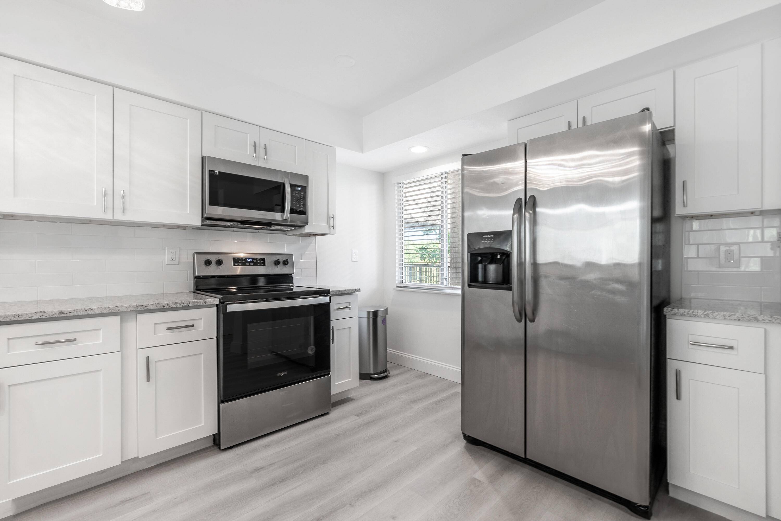 Pompano Beach, FL 33069,2208 S Cypress Bend DR 407