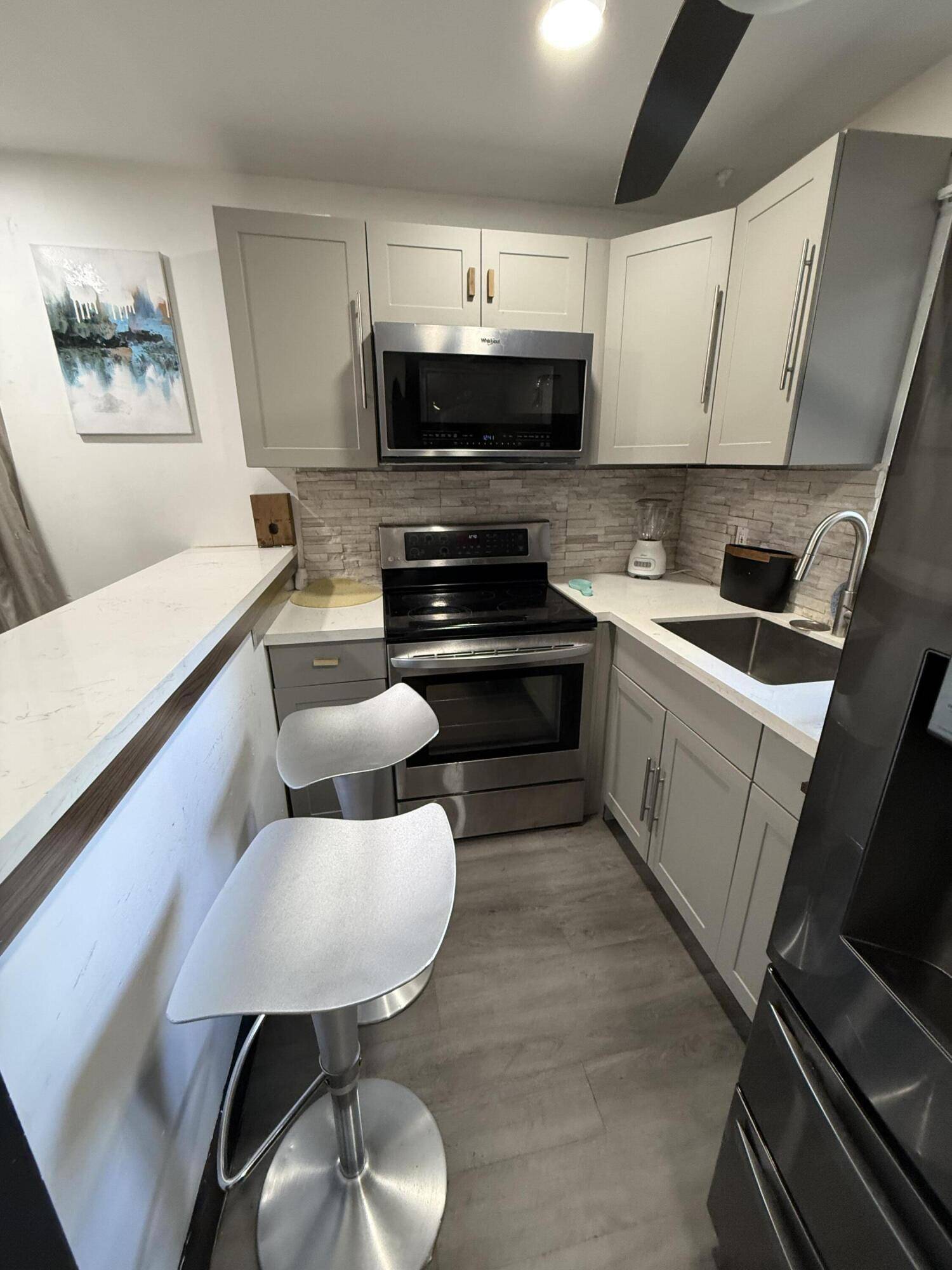 Miami, FL 33127,168 NW 53rd ST 4