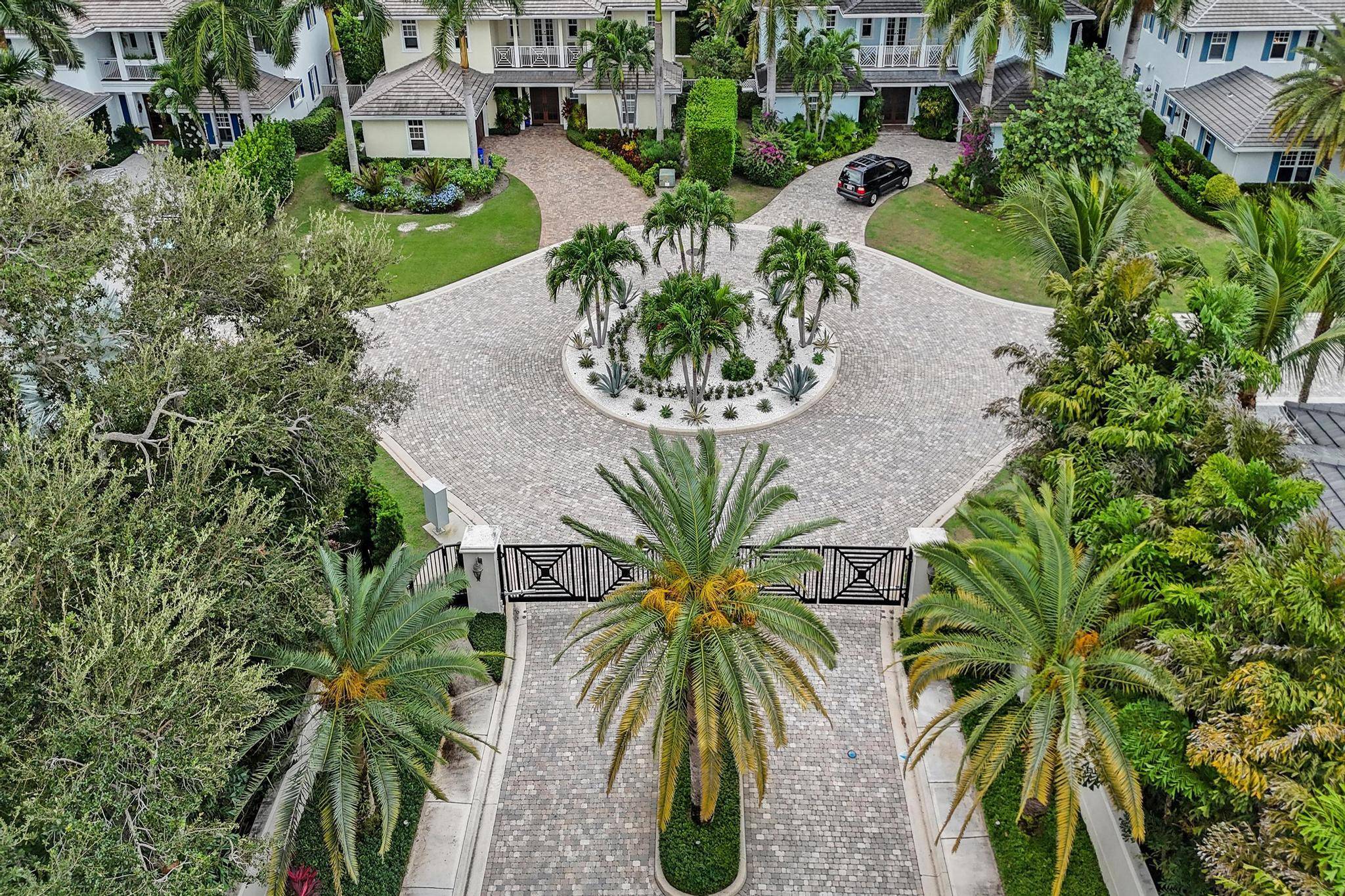 North Palm Beach, FL 33410,2590 Estates DR