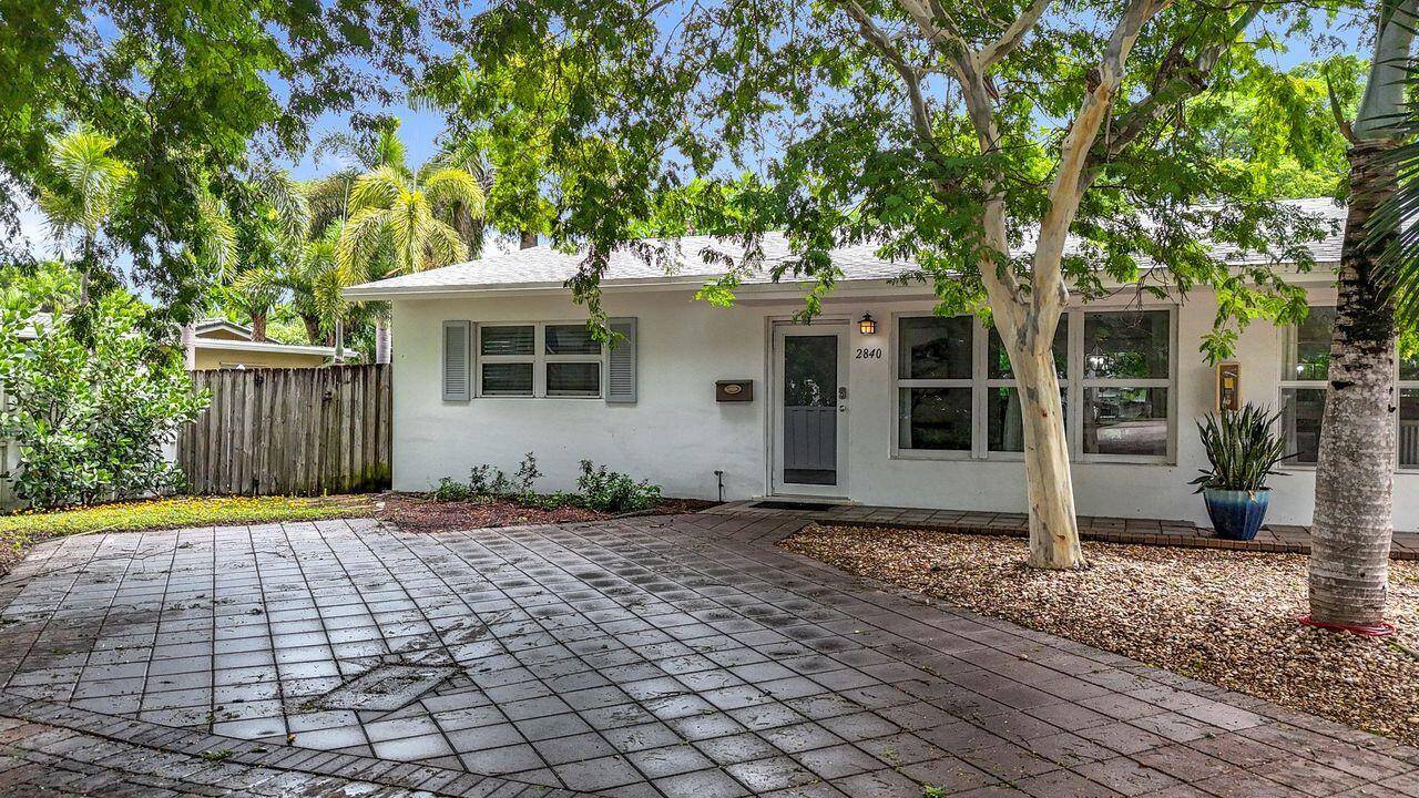 Pompano Beach, FL 33062,2840 NE 16 CT