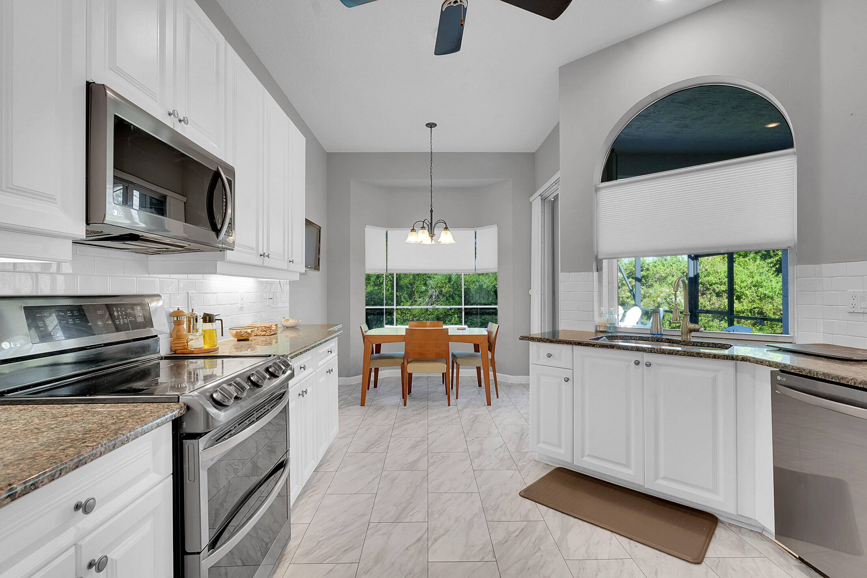 Port Saint Lucie, FL 34986,715 SW Munjack CIR