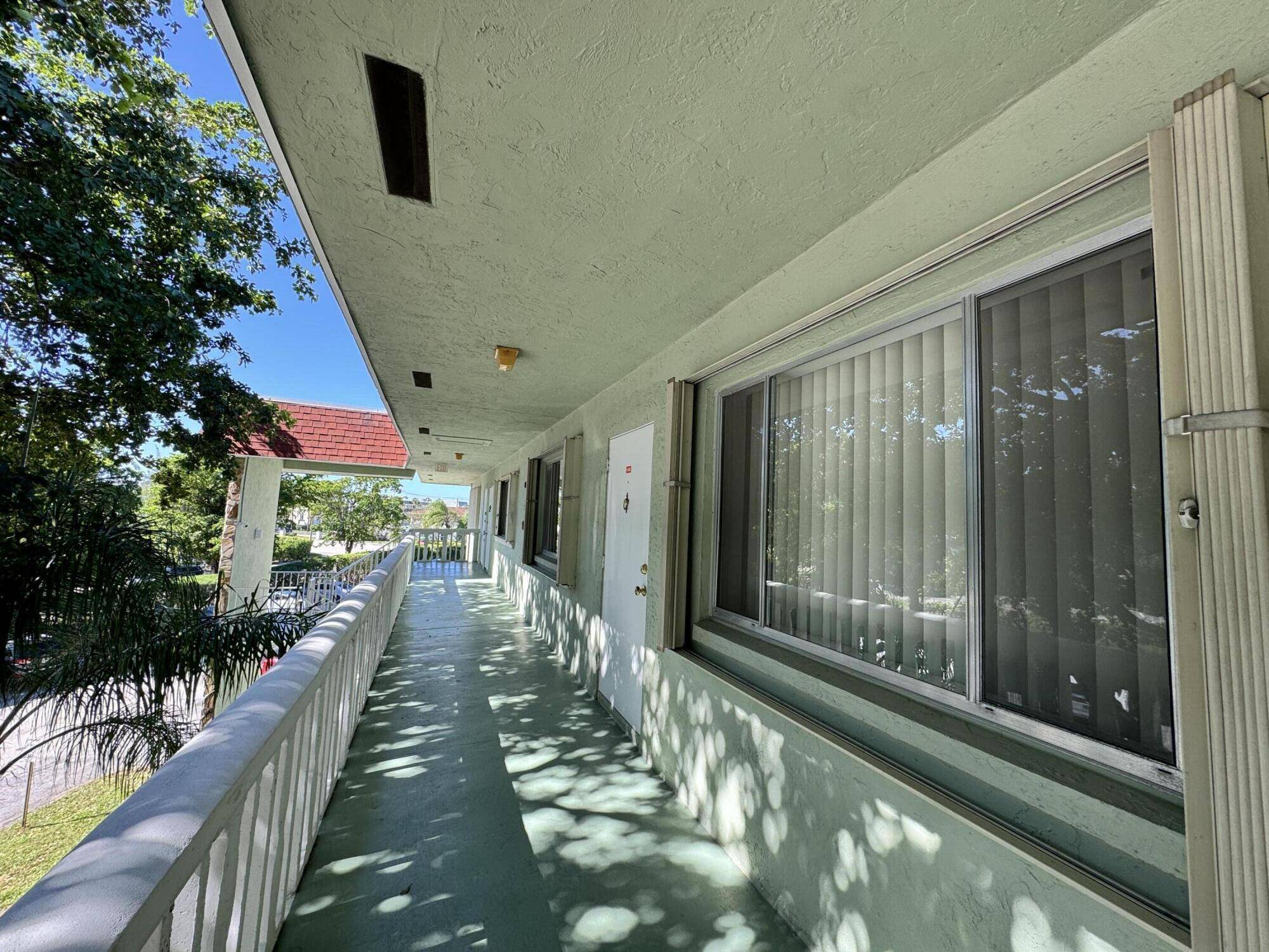 Palm Springs, FL 33461,3000 Springdale BLVD V303