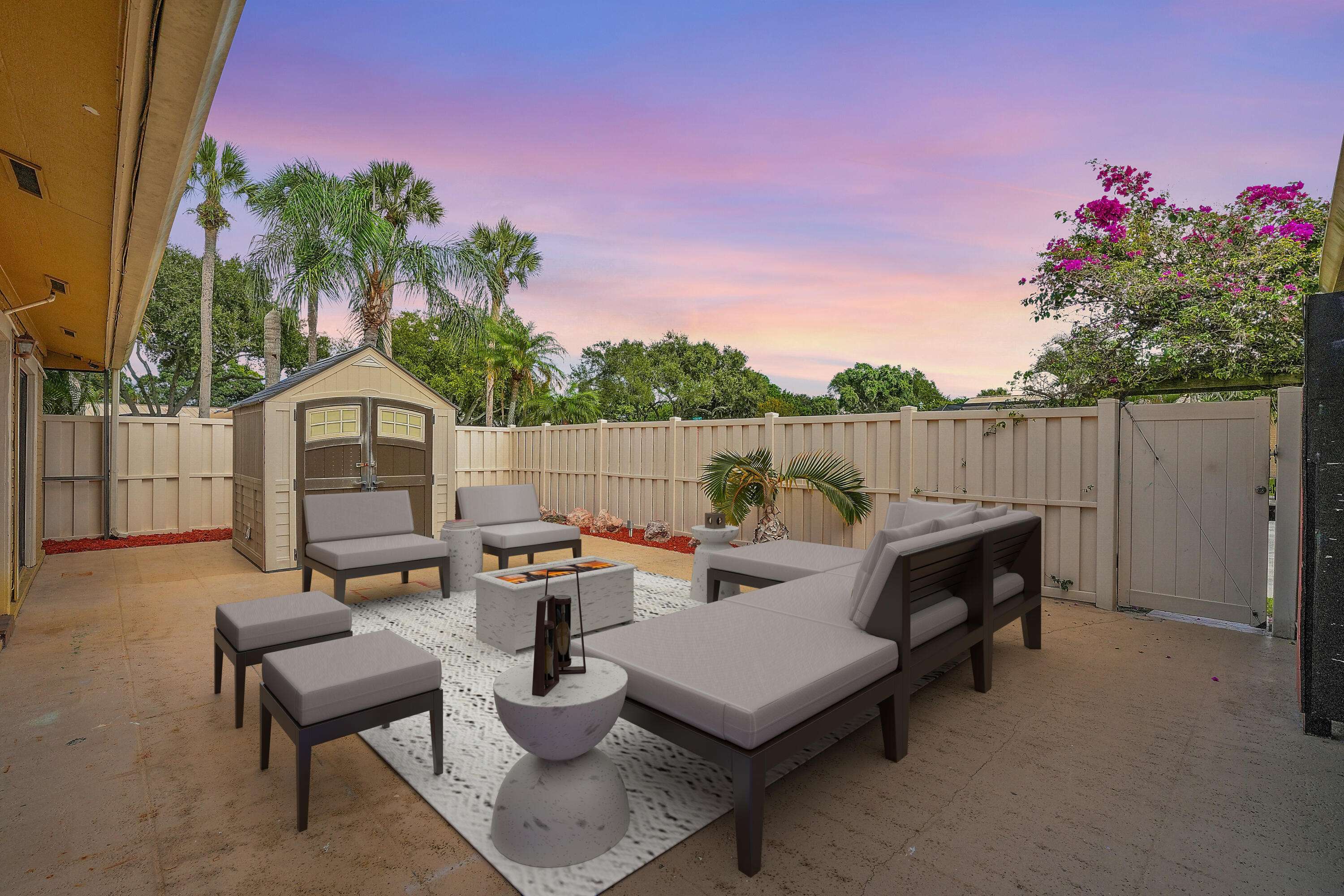 Palm Beach Gardens, FL 33418,5370 Eagle Lake DR