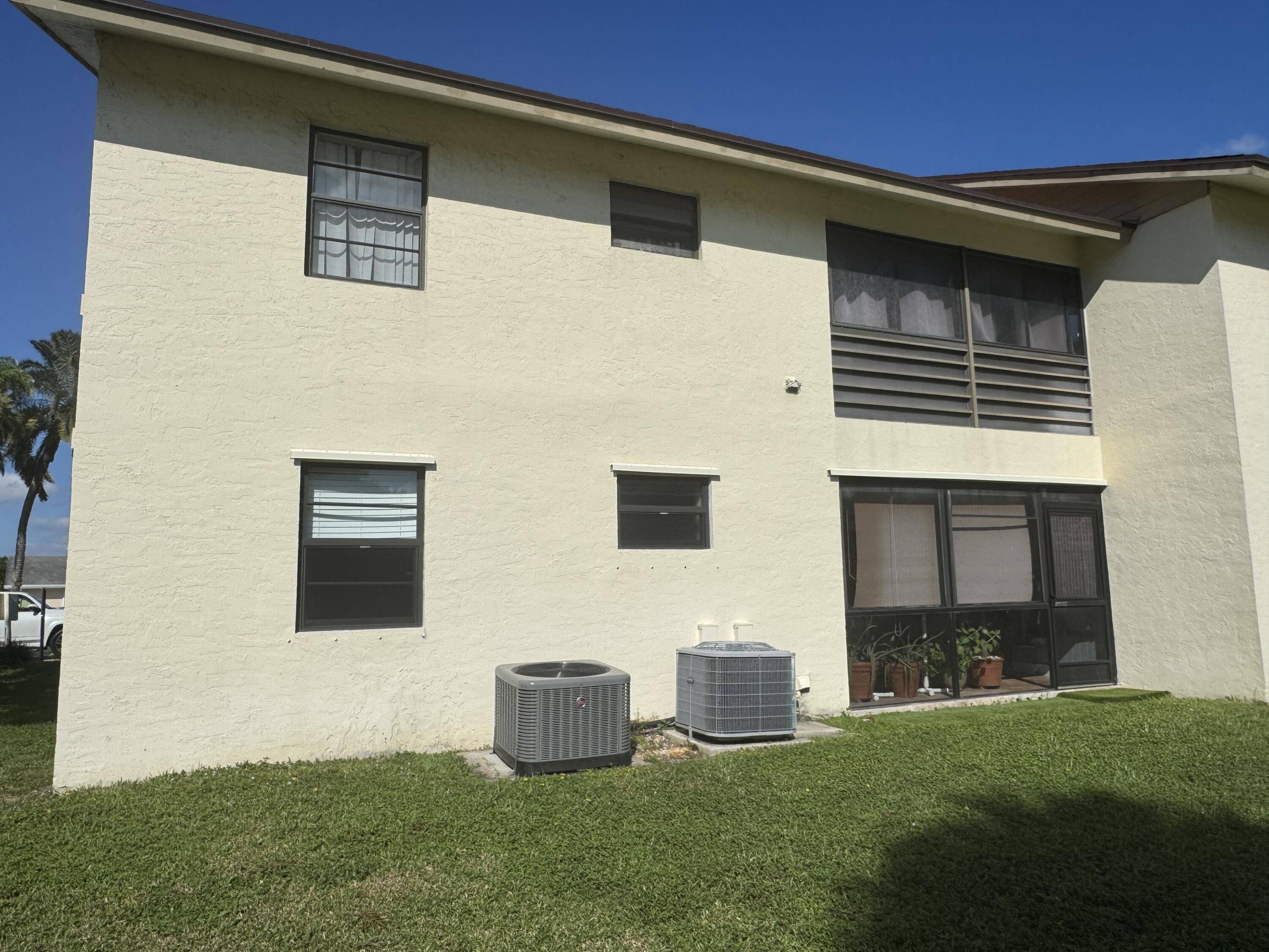 West Palm Beach, FL 33415,5954 Longbow Ln LN Apt 5