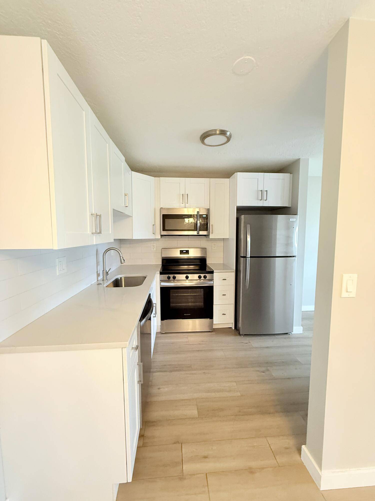 West Palm Beach, FL 33417,328 Andover M