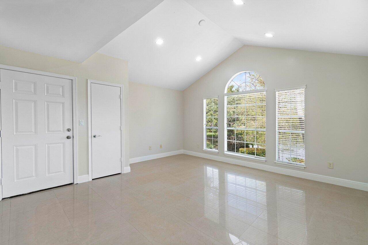 Delray Beach, FL 33444,1165 Crystal WAY J