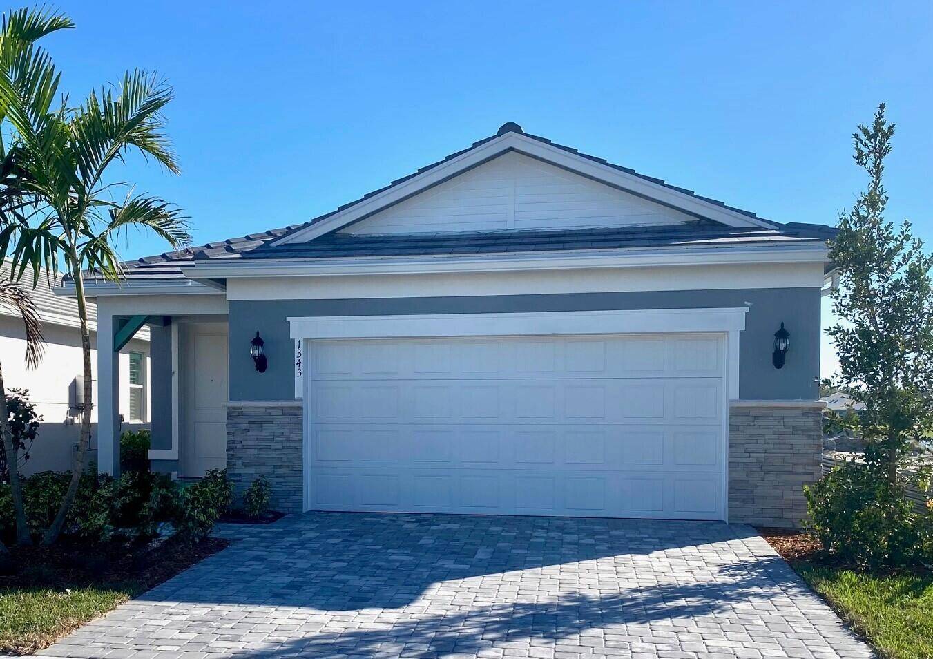 Vero Beach, FL 32960,1343 Haven CIR Hallmark 83