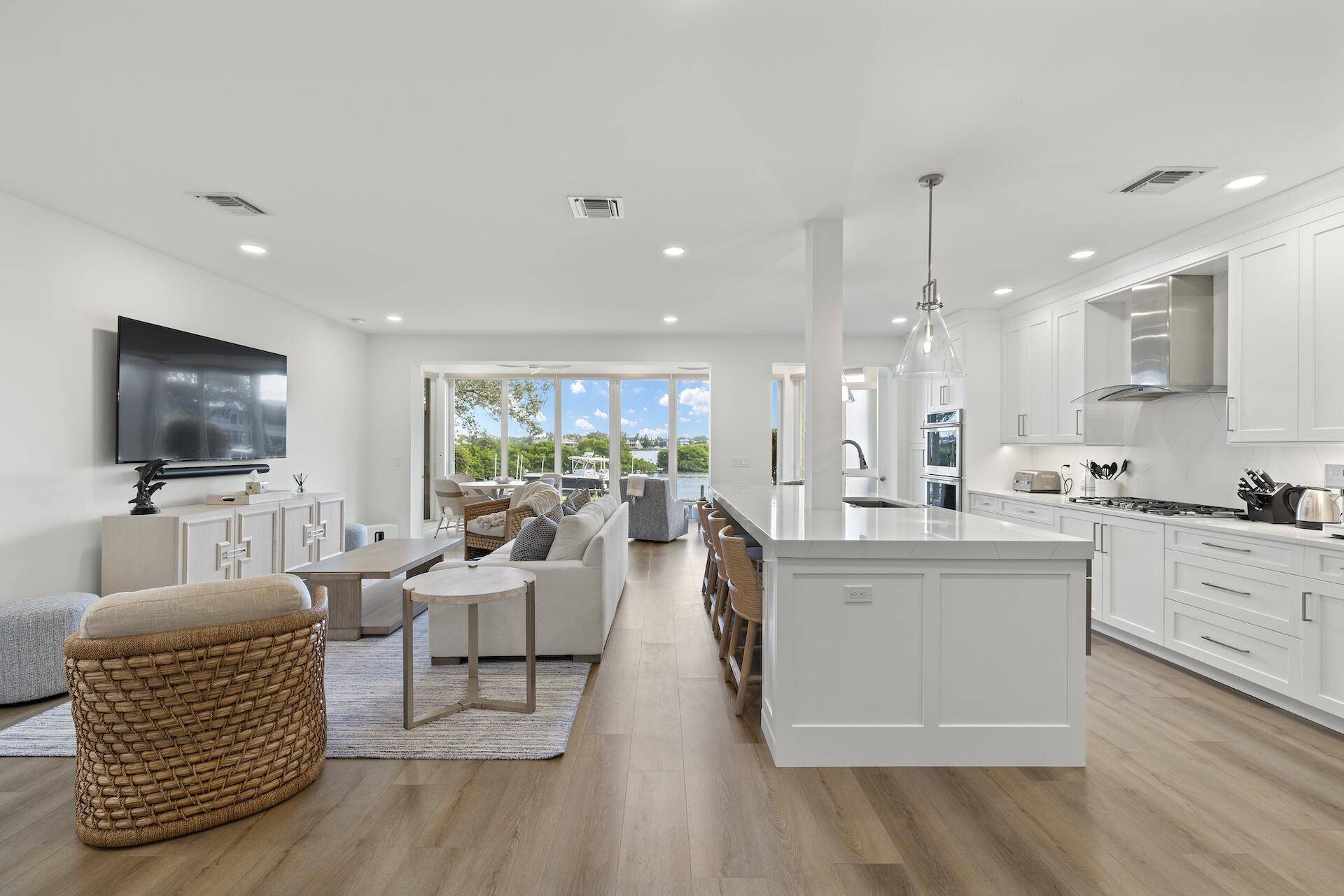 Jupiter, FL 33477,220 Eagle DR